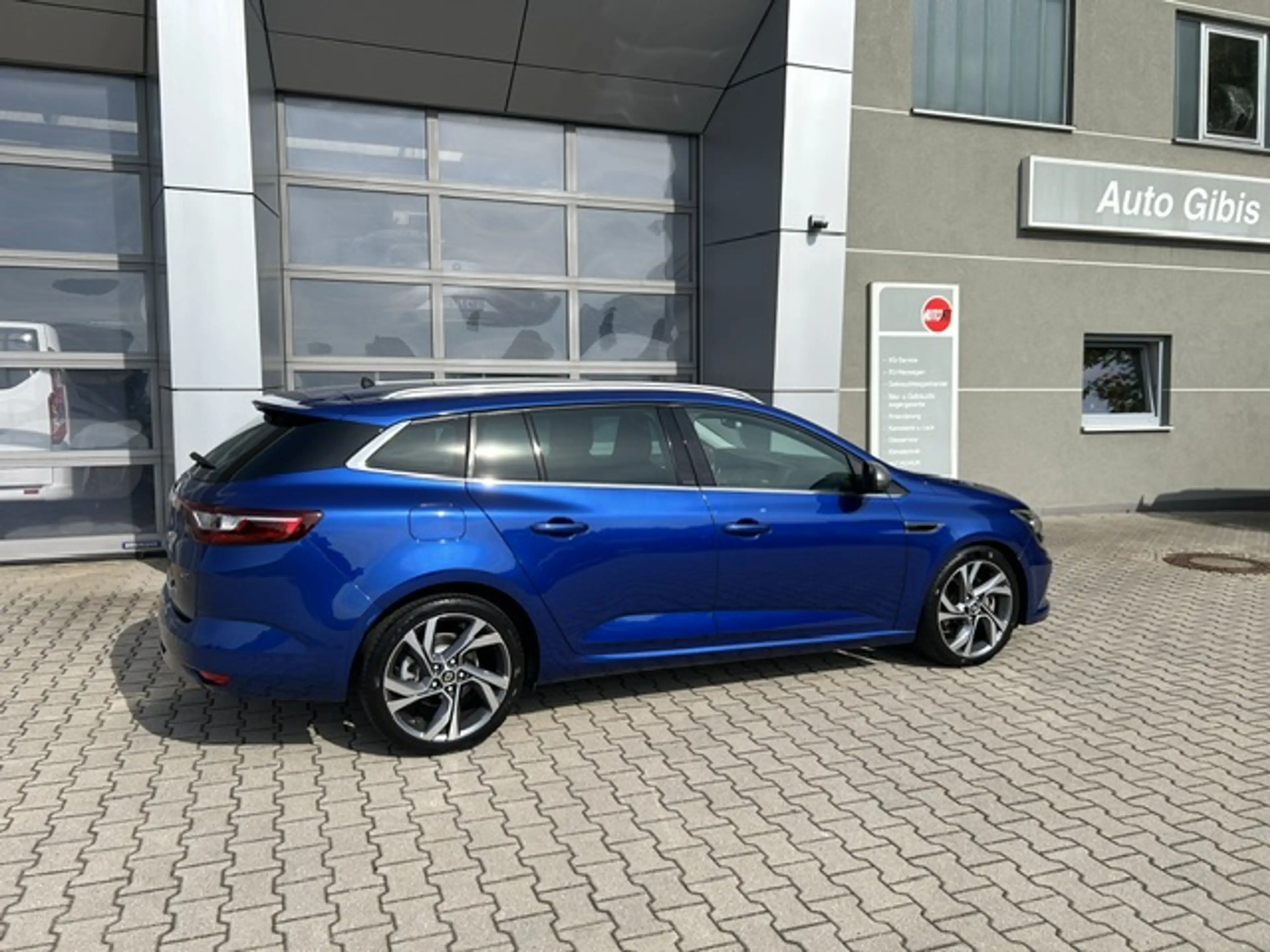 Renault Megane GT — photo 4