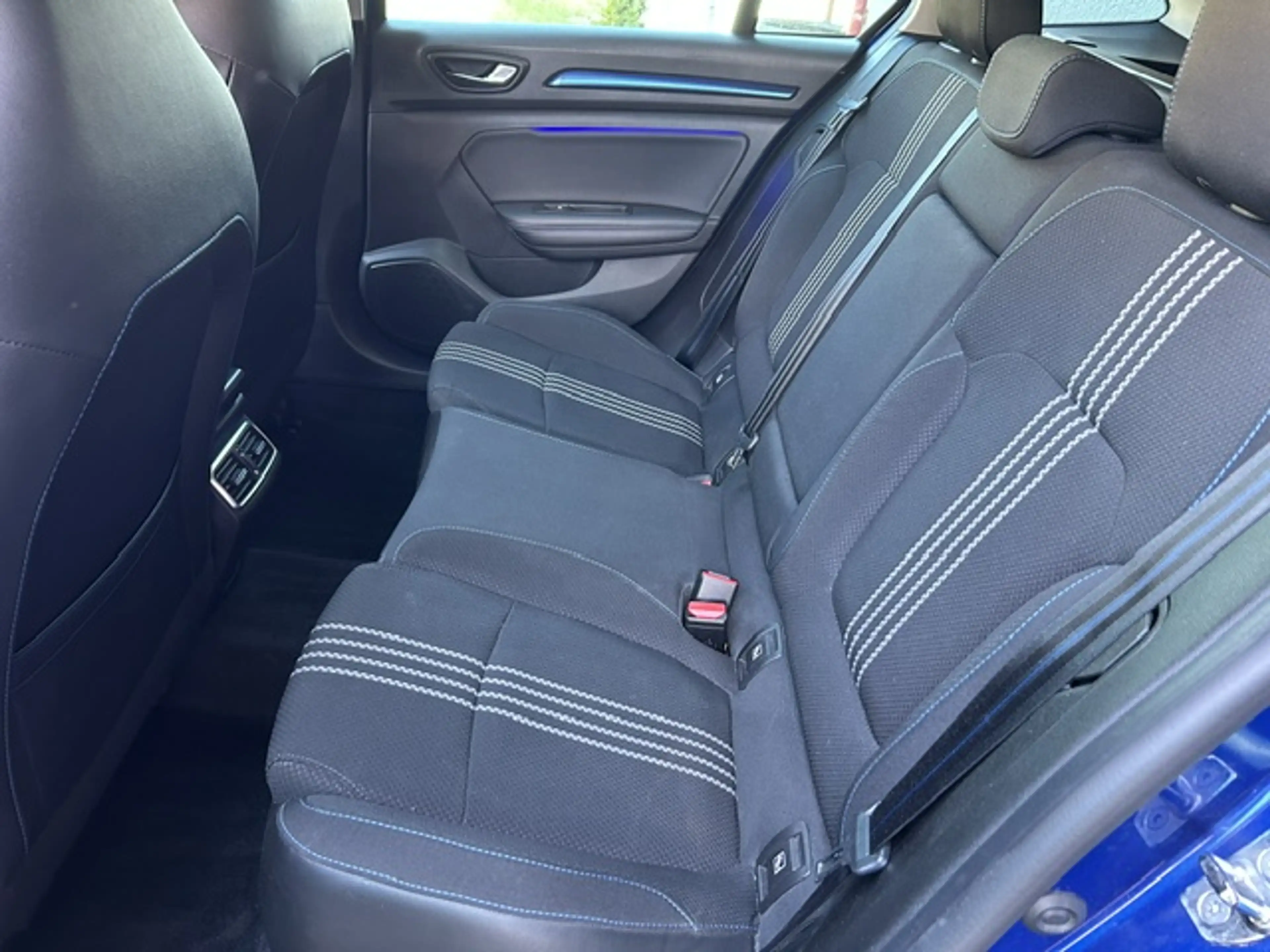 Renault Megane GT — photo 11
