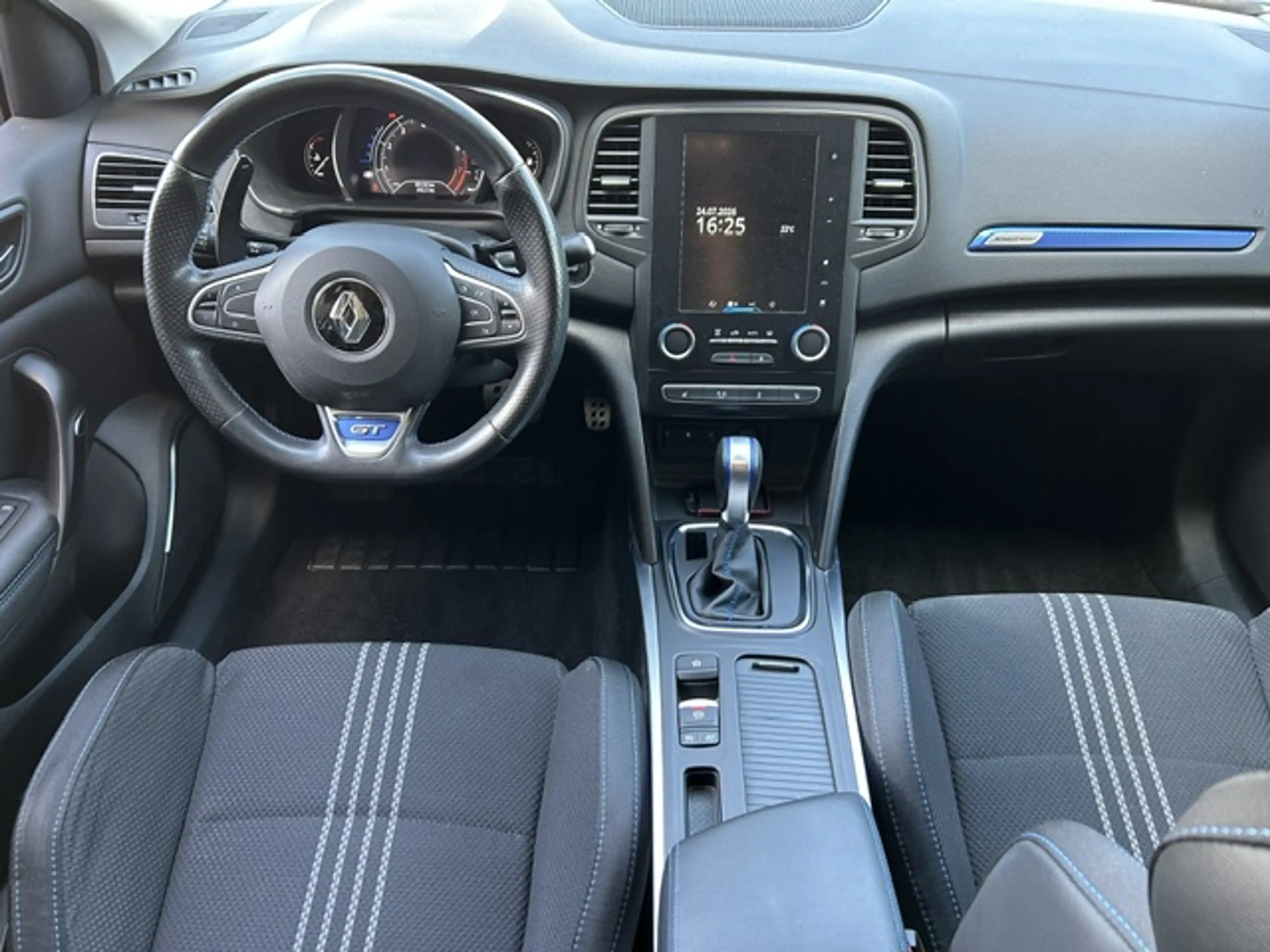 Renault Megane GT — photo 6