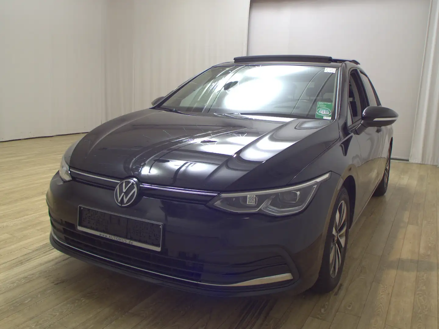 Volkswagen Golf -8 2.0 TDI Move Nav LED+ DC-Pro Pano HuD AHK Schwarz - 2