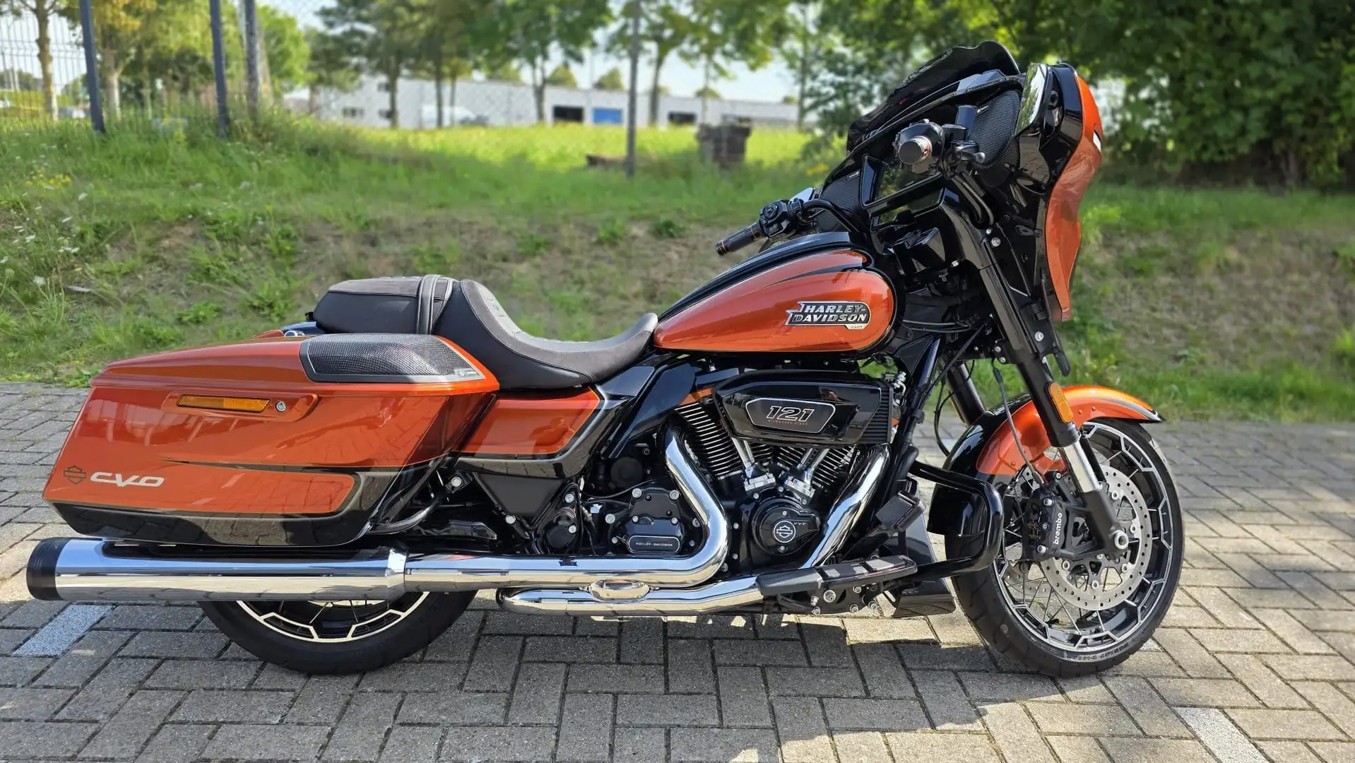 Harley-Davidson Street Glide CVO Fehér - 1