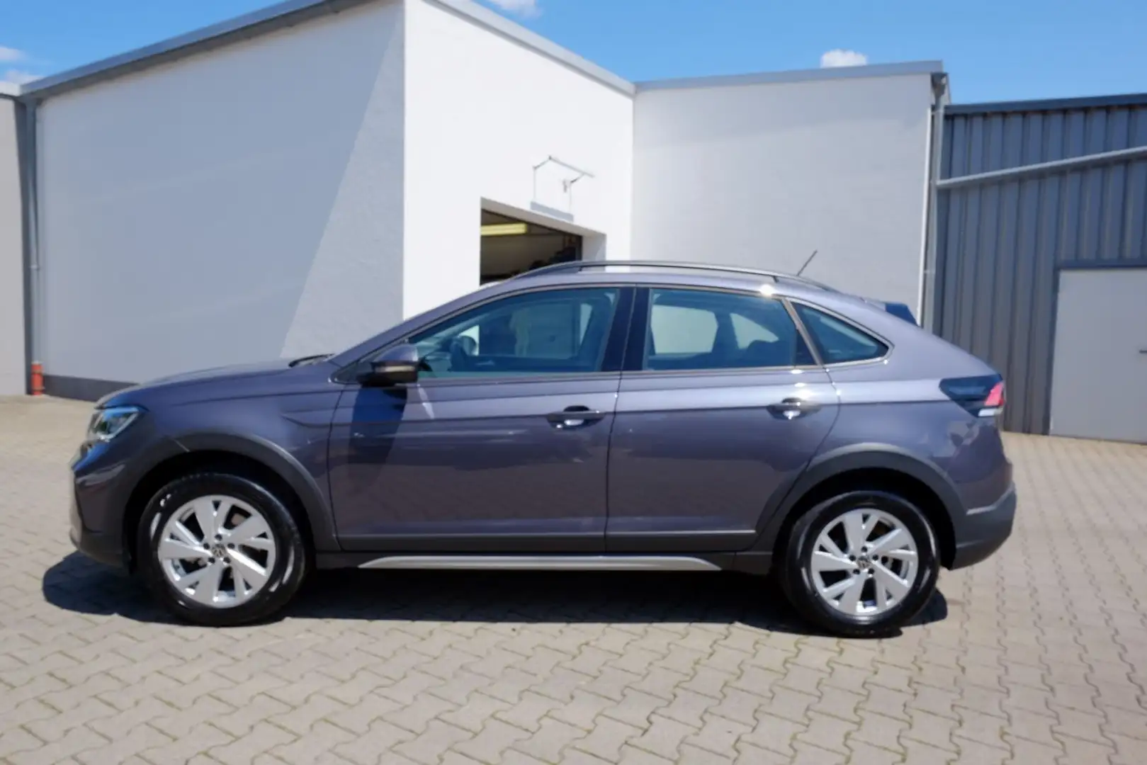 Volkswagen Taigo 1.0 TSI Life Nav/Kam/SHZ/AppC/LED/ACC Grau - 2