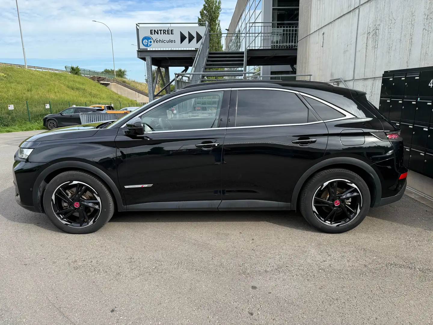 DS Automobiles DS 7 DS7 Crossback E-TENSE 4x4 PERFORMANCE LINE + Noir - 2