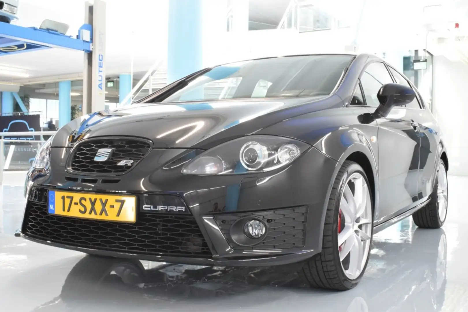 SEAT Leon CUPRA R Noir - 2