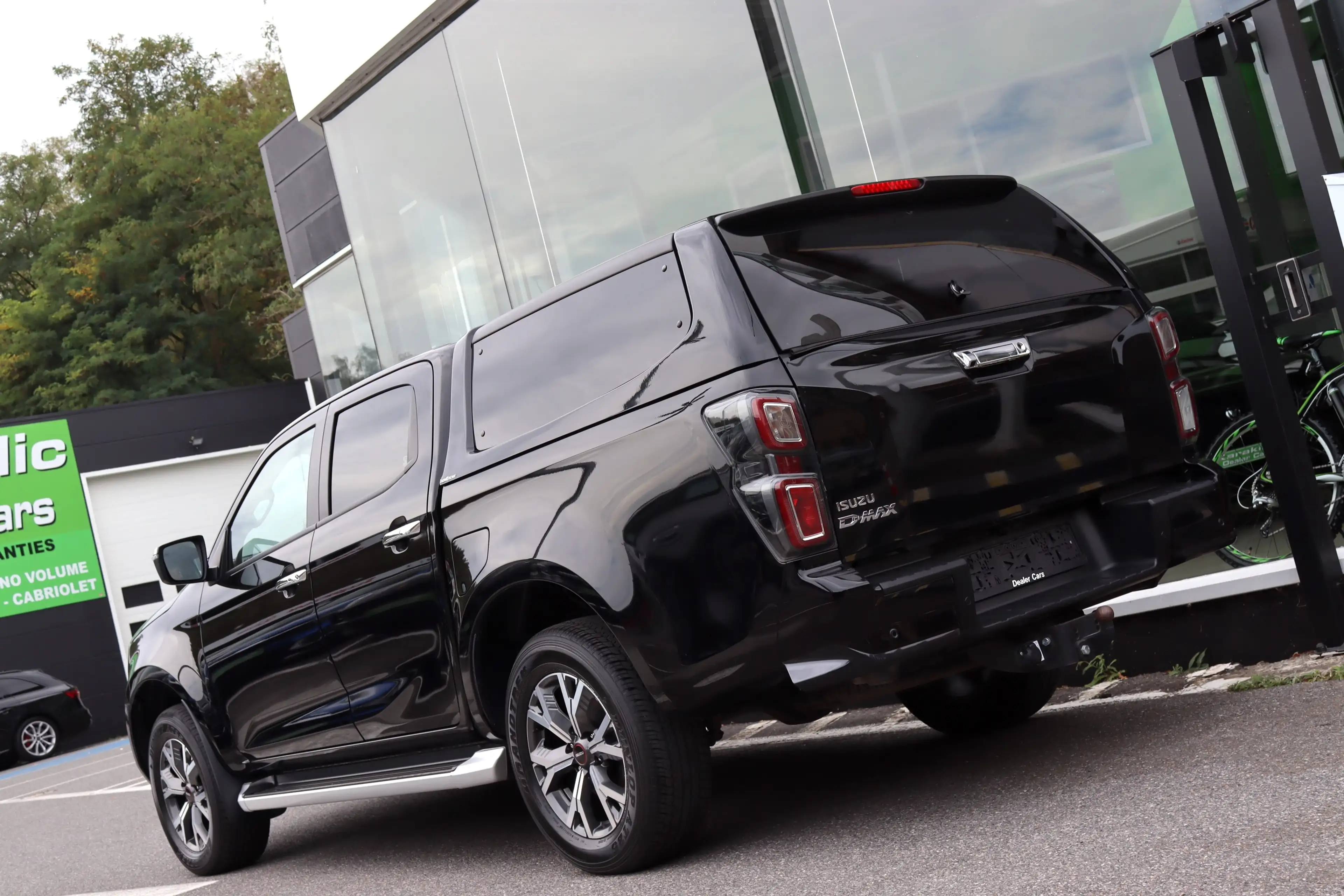 Isuzu D-Max 1.9TURBO 163CV 4X4 BOITE AUTO HARDTOP FULL TVAC — photo 2