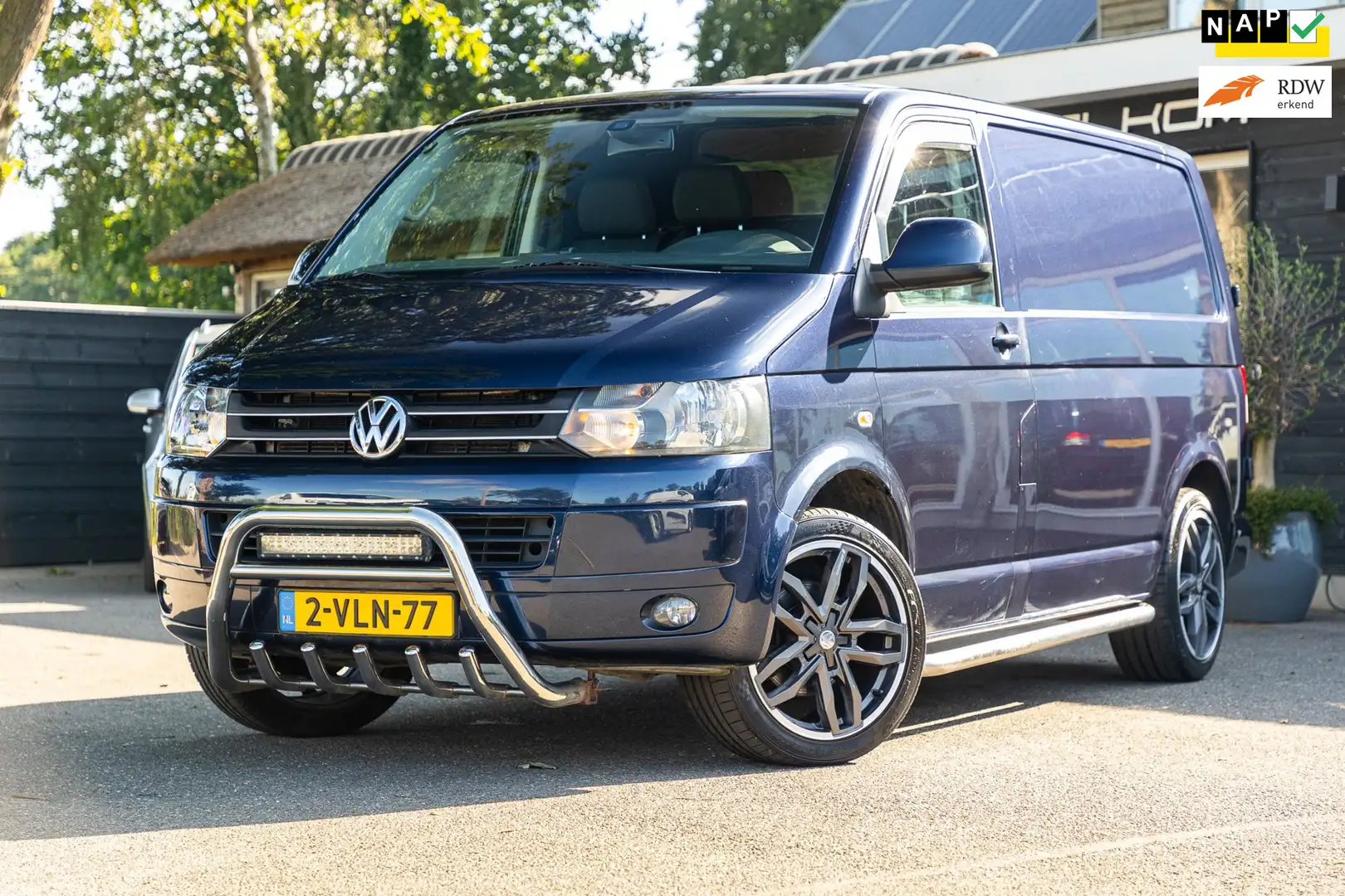 VOLKSWAGEN Transporter