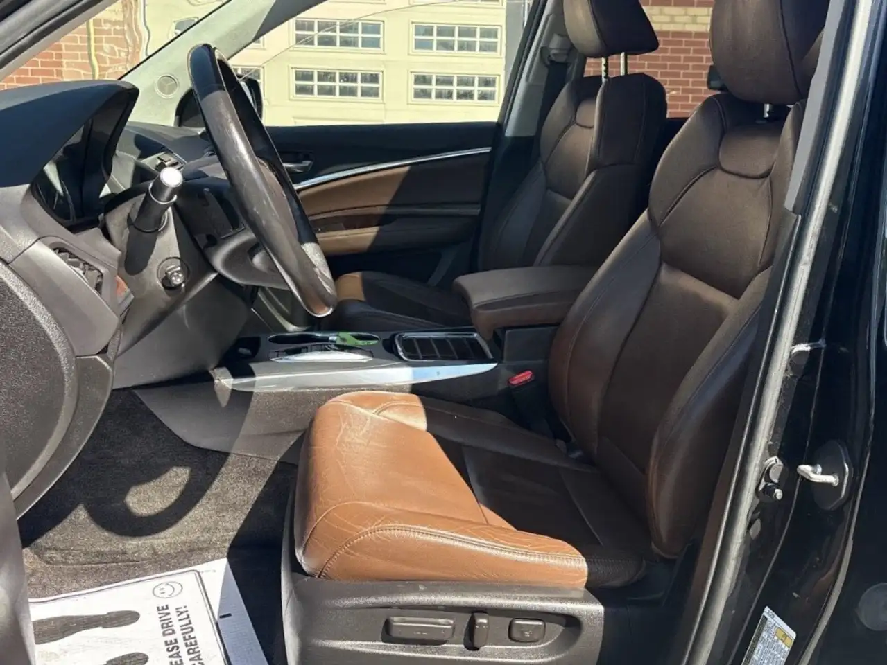 Acura MDX снимка Acura MDX