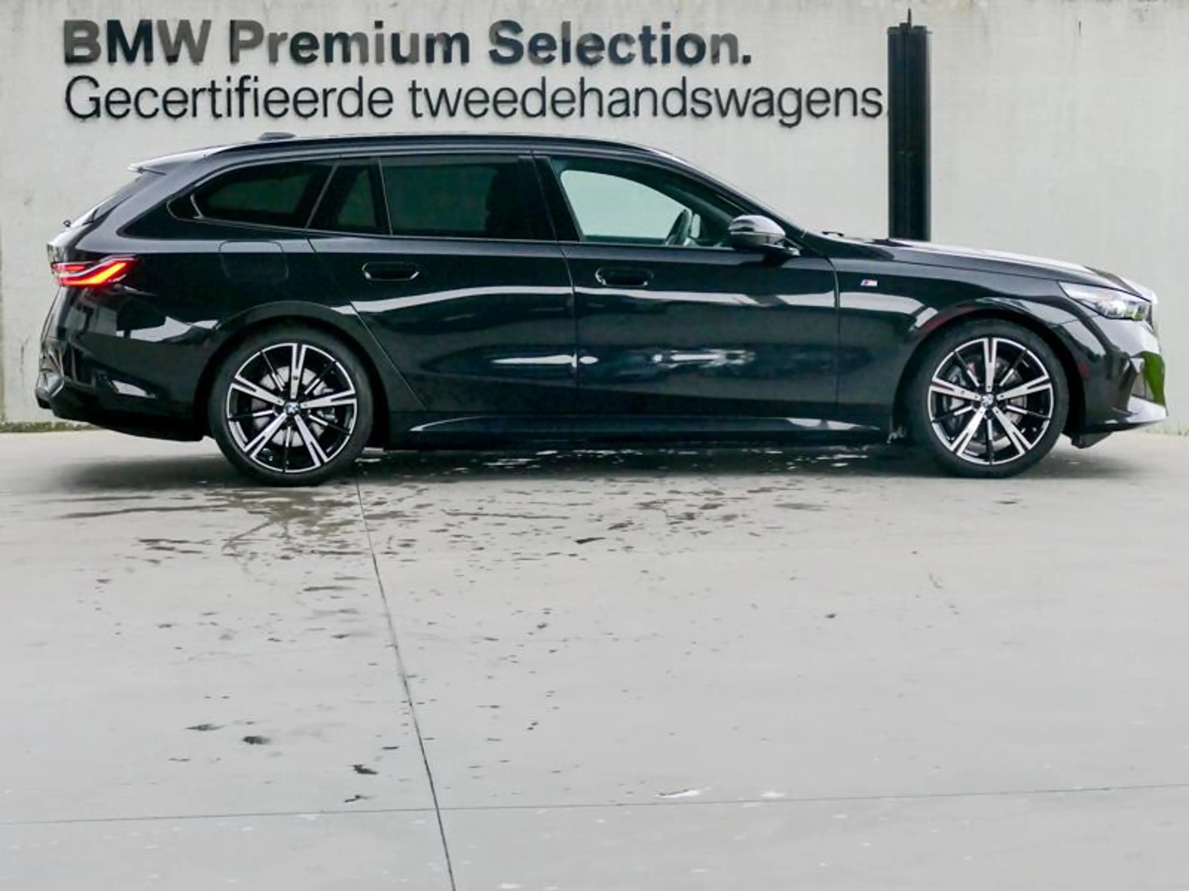 BMW i5 eDrive40 Touring M Sport | PANO | — photo 3