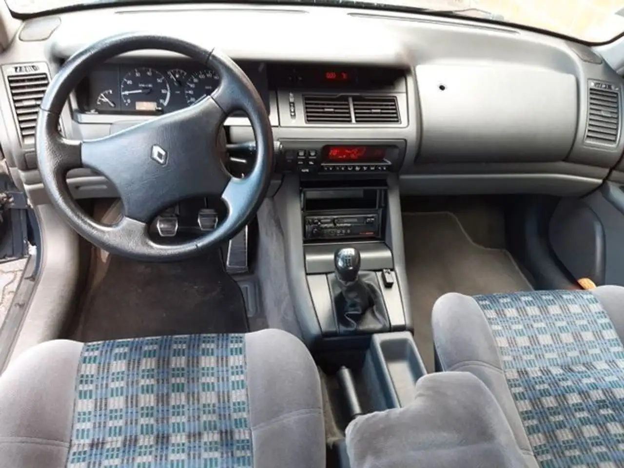 Renault Safrane 2,0i - erst 75900 Km. - super Zustand, foto 7