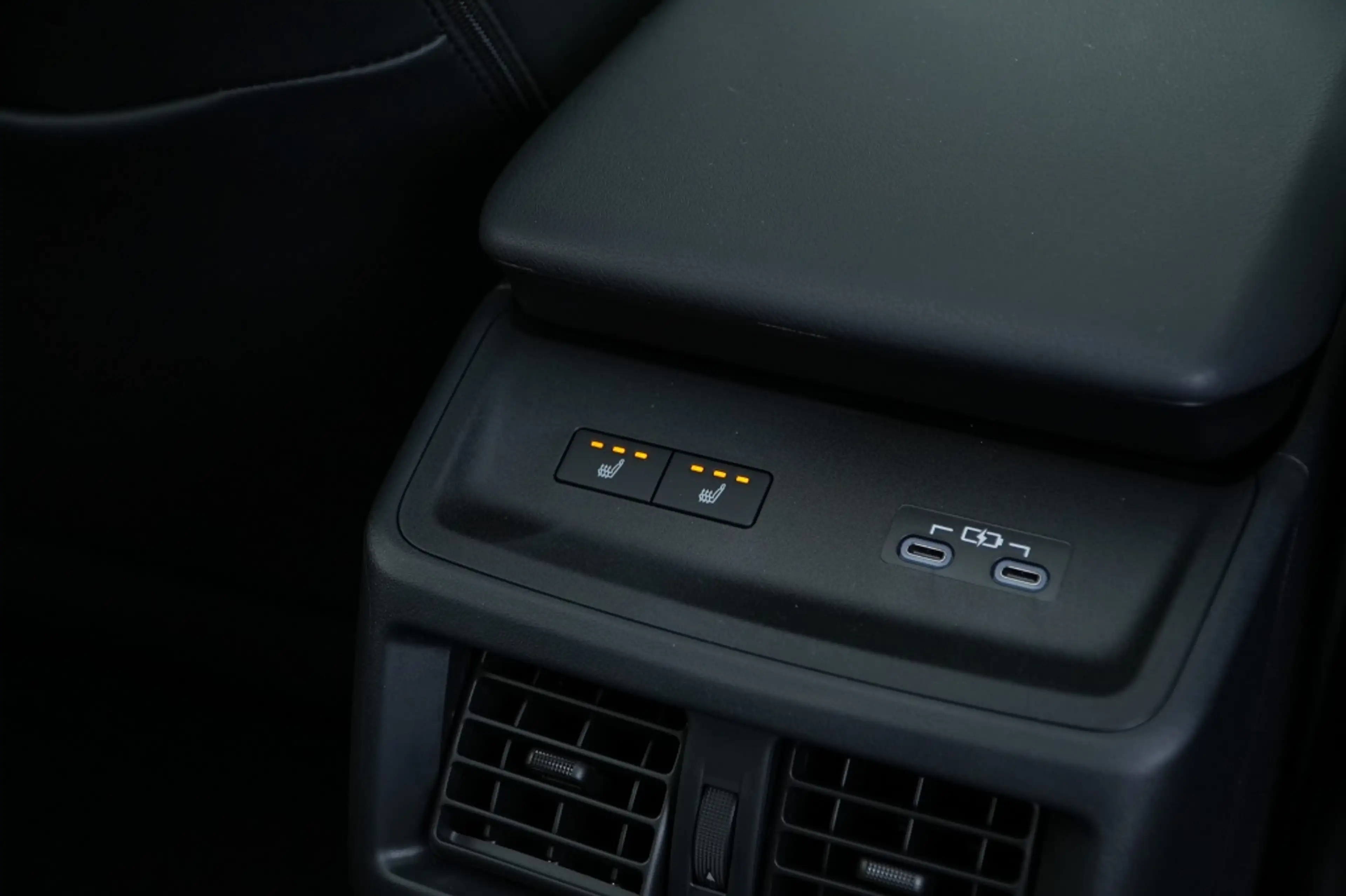 Subaru Solterra 4E-xperience+ 73.1 kWh I Pano I ACC I 8 jaar fabri — photo 22