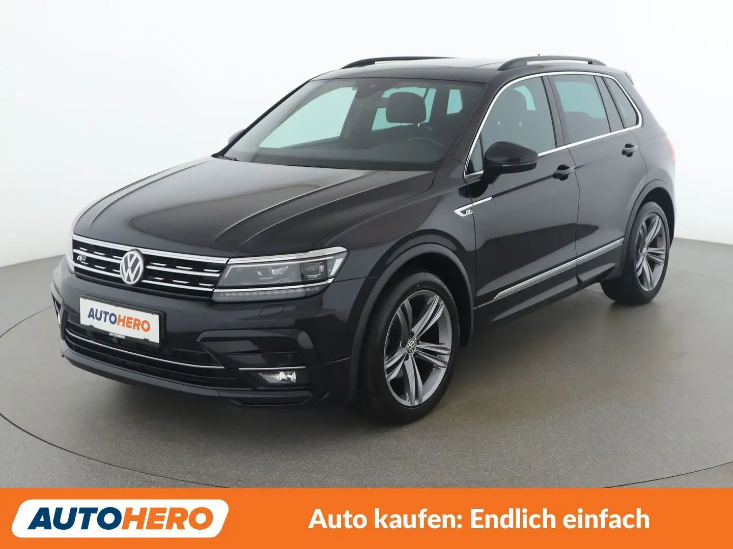 Volkswagen Tiguan 2.0 TDI Comfortline 4Motion R-Line Schwarz - 1