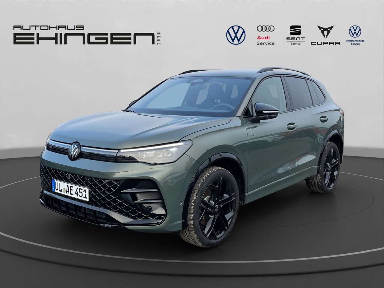 Volkswagen Tiguan — Volkswagen Tiguan Black R Line 2.0 TDI DSG Allrad AHK+LED+N