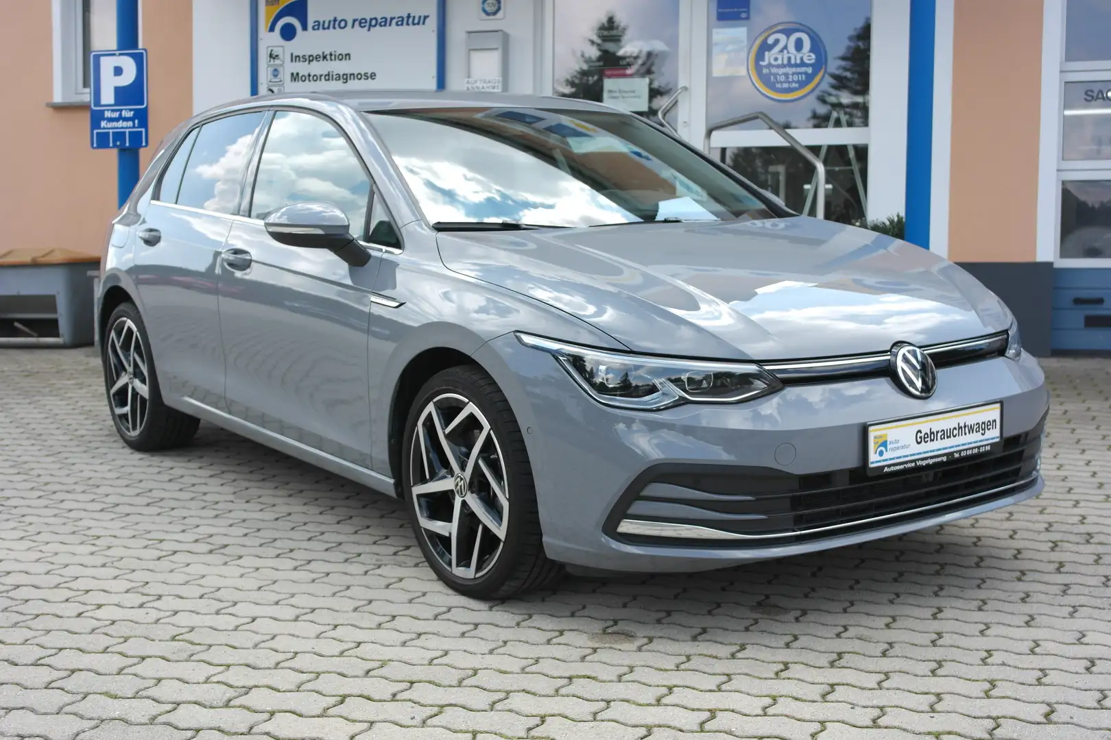 Volkswagen Golf Style,Navi,ACC,Kamera,Head-Up,sehr guter Zustand Gris - 1