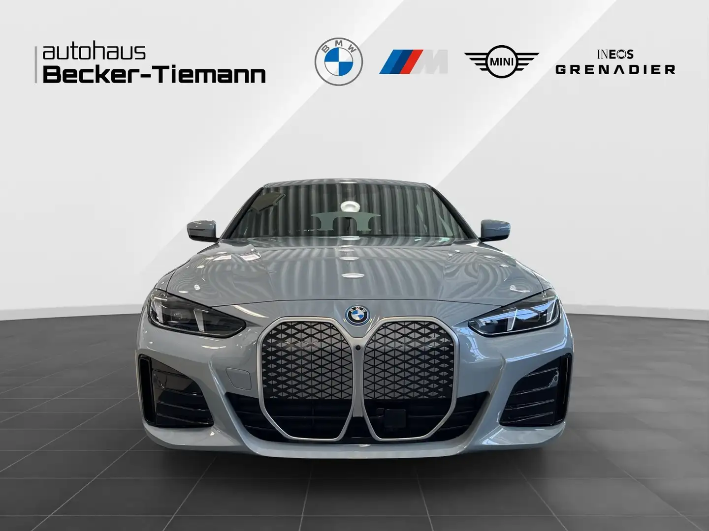 BMW i4 eDrive40 - UPE 70.820,00€ #exclusive Grau - 2
