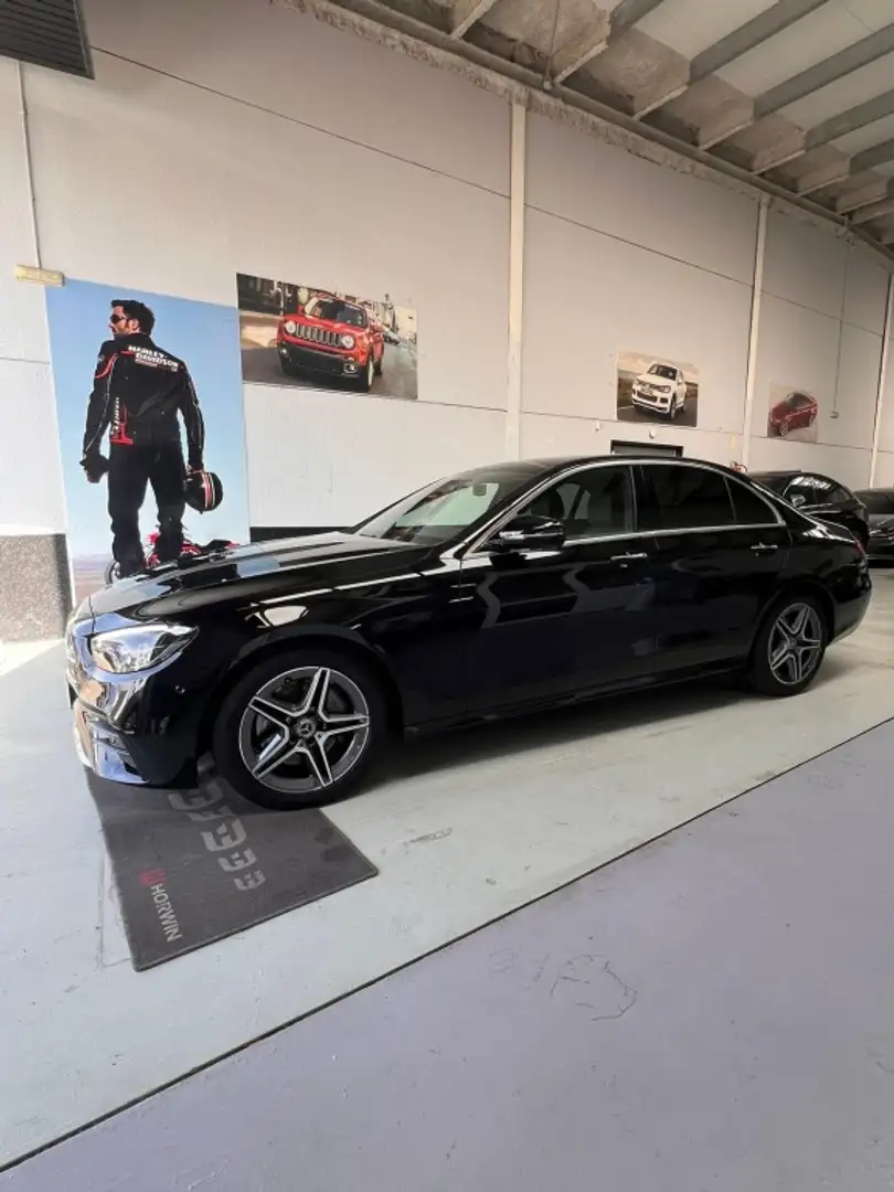 Mercedes-Benz MERCEDES-BENZ Clase E Berlina  Automático de 5 Pu Zwart - 2