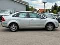 Ford Focus Lim. Ghia-2.0-Alu-Klima Plateado - thumbnail 11