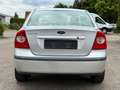 Ford Focus Lim. Ghia-2.0-Alu-Klima Plateado - thumbnail 9