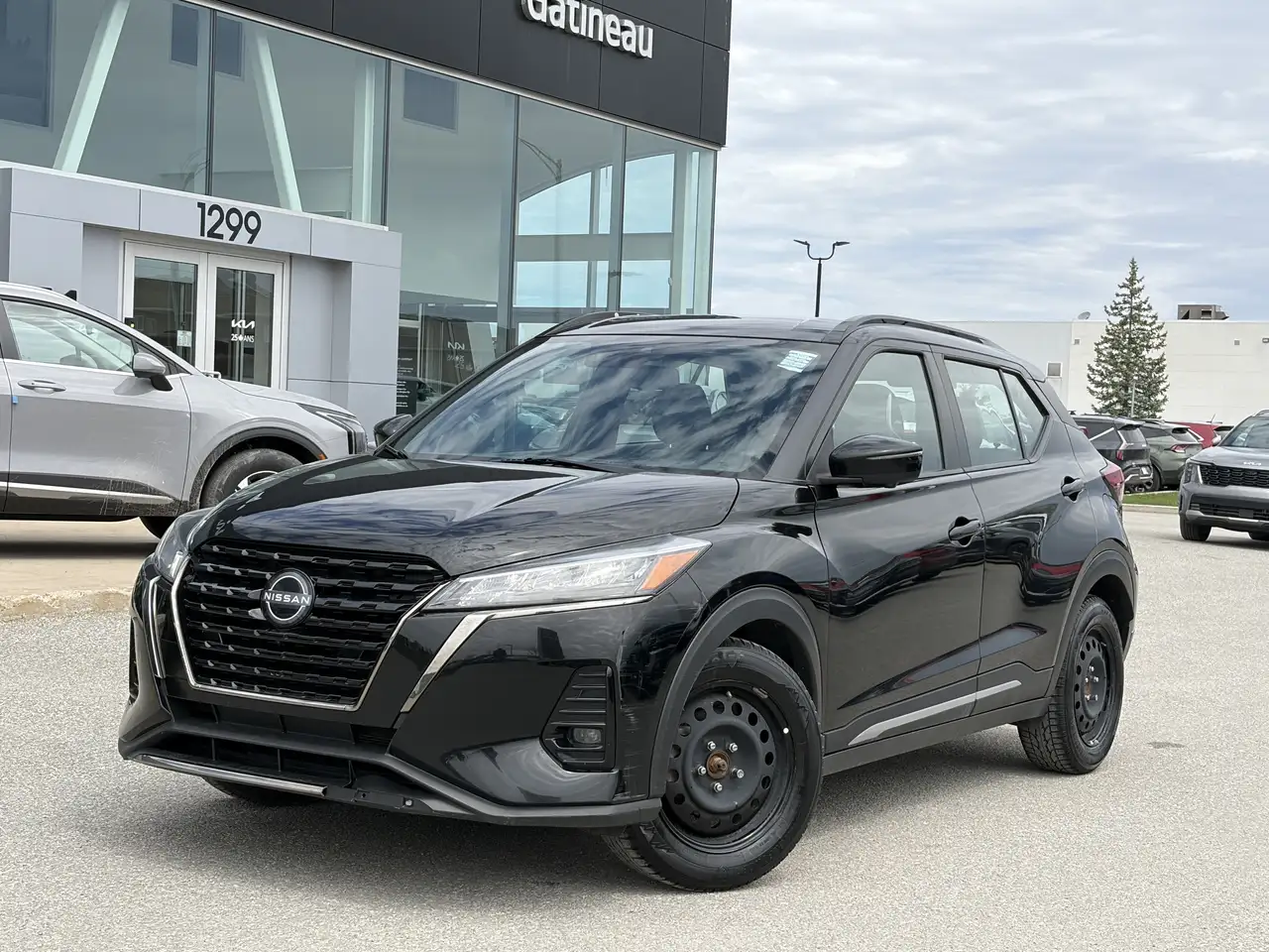 2023 Nissan Kicks