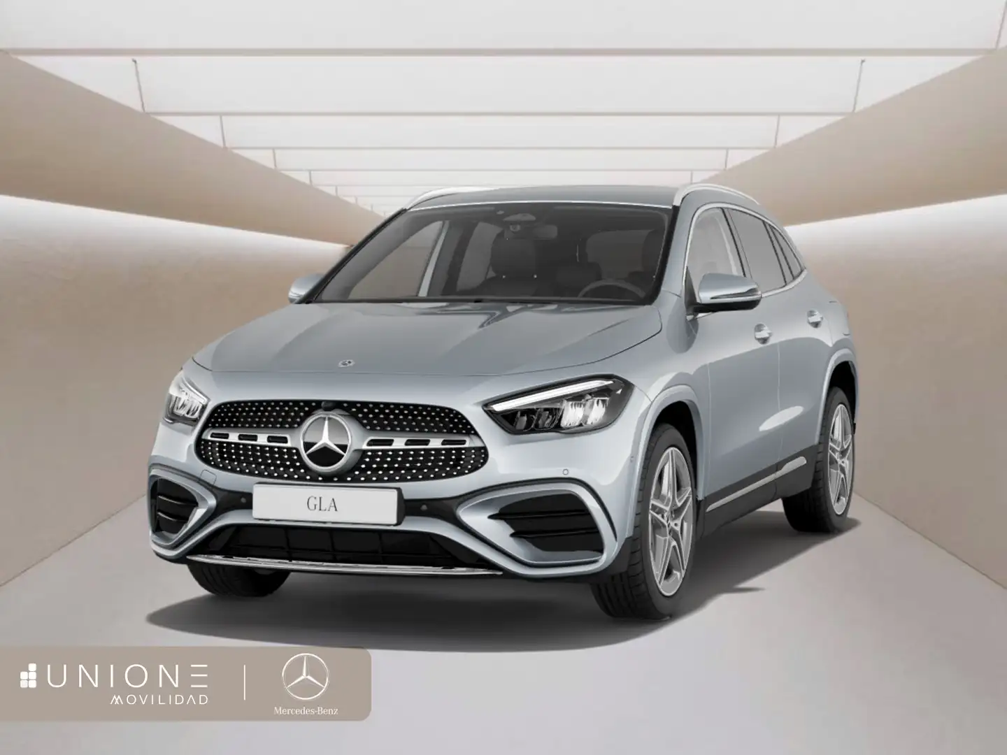 Mercedes-Benz GLA 200 - 1