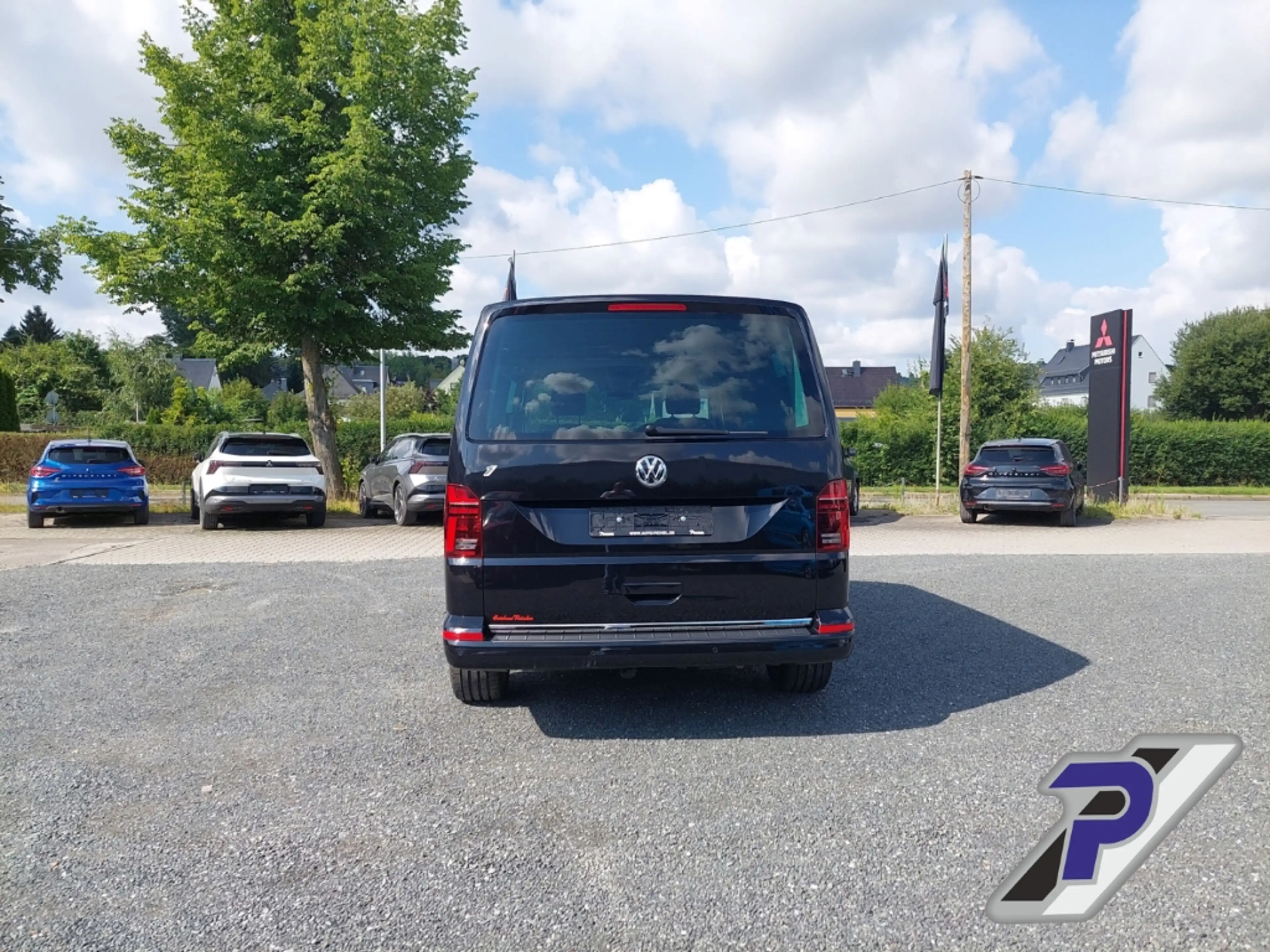 Volkswagen T6.1 Multivan Cruise FWD AD StandHZG AHK-abnehmbar Navi Leder Di — photo 4