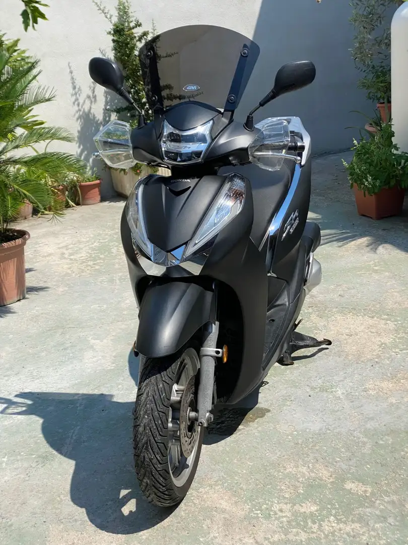 Honda SH 300 - 1