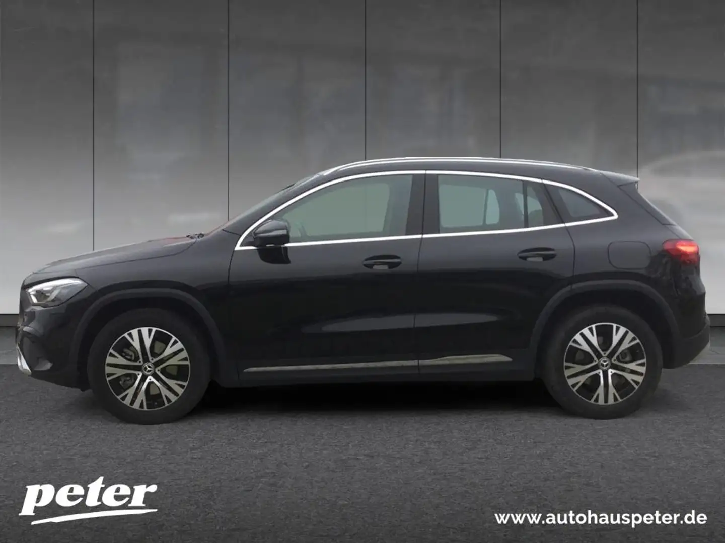 Mercedes-Benz GLA 220 4MATIC Progressive Line, Multibeam Schwarz - 1