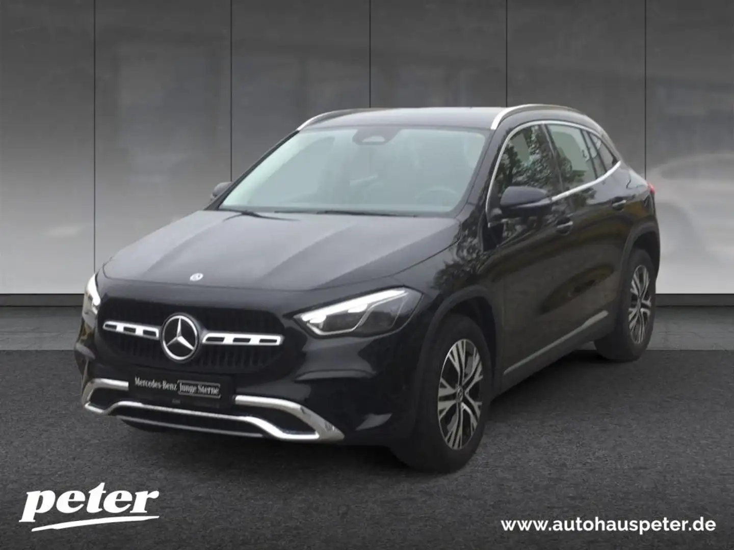 Mercedes-Benz GLA 220 4MATIC Progressive Line, Multibeam Zwart - 1