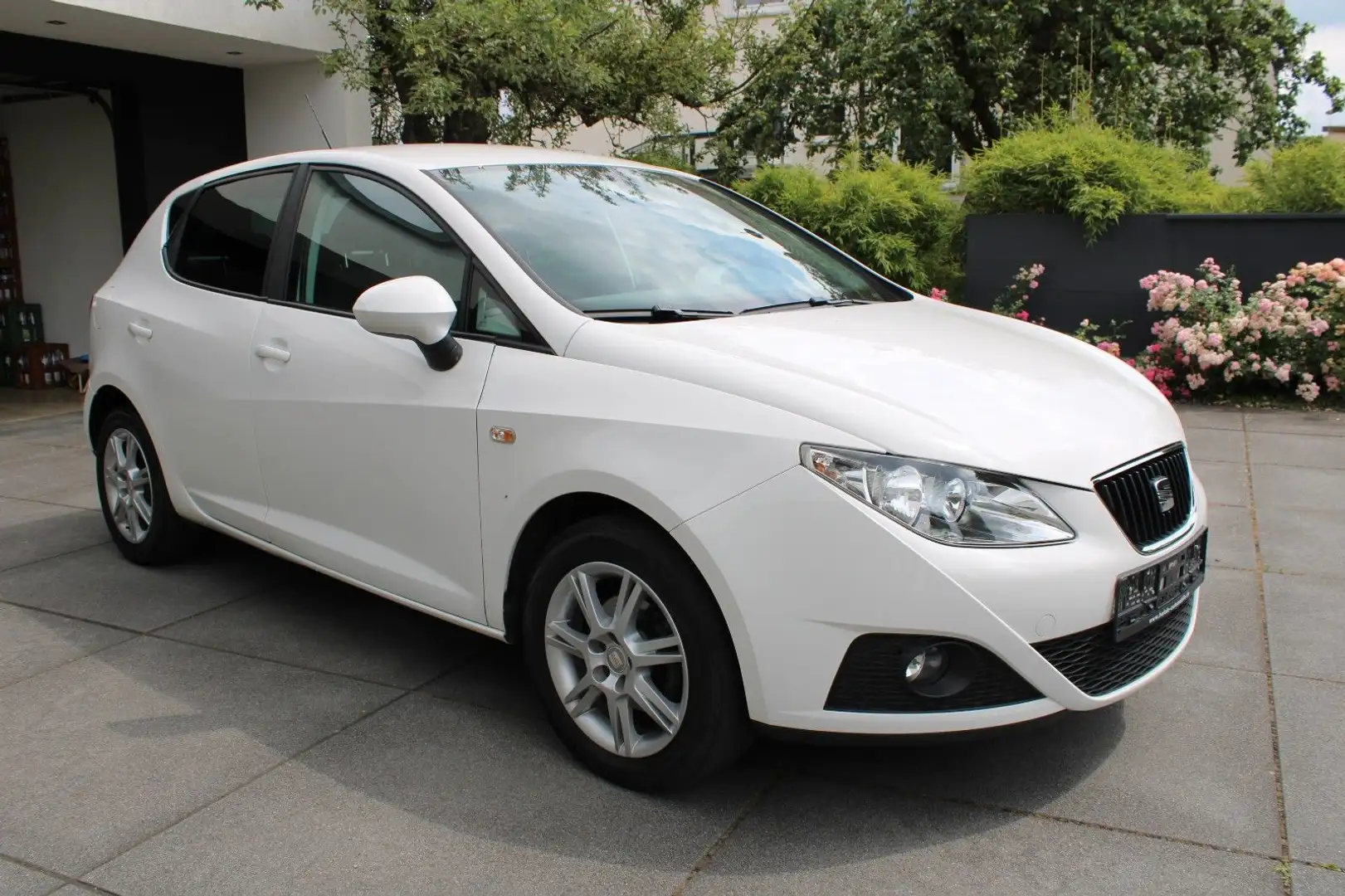 SEAT Ibiza Lim. Stylance*TEMPO/SHZ/KLIMA/1.HAND* Wit - 2