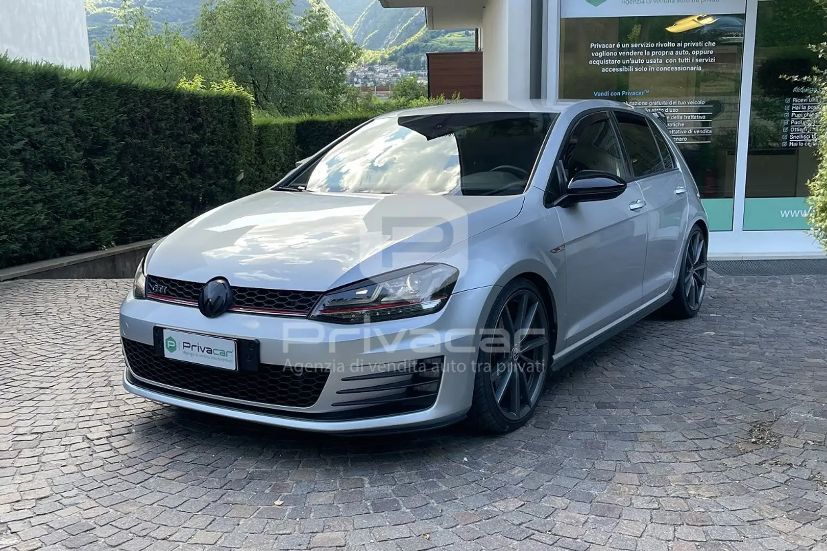 Volkswagen Golf GTI Golf GTI 2.0 TSI DSG 5p. BlueMotion Technology Argento - 1