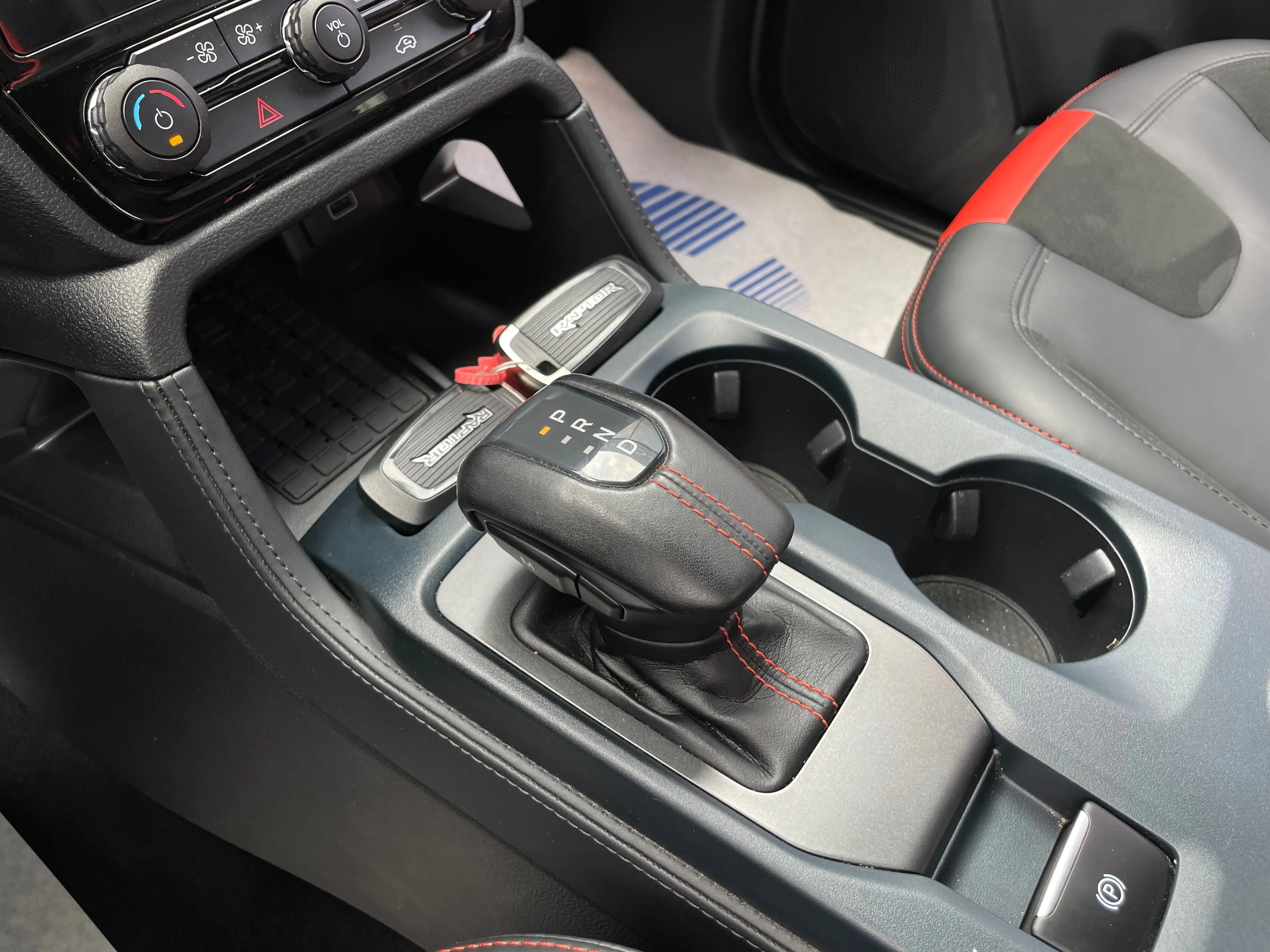 Ford Ranger Raptor 3.0V6 4WD TVAC AUTO 292CV CAMERA360 FULL OPTION — photo 15