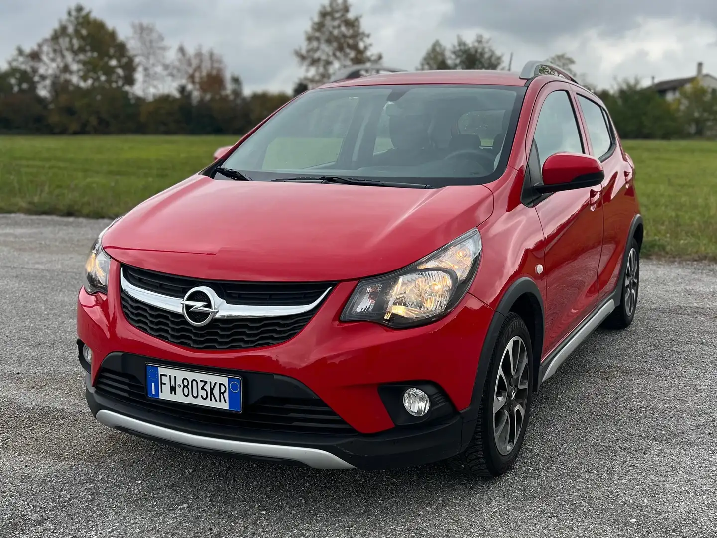 Opel Karl Karl 1.0 Rocks 73cv my19 Rosso - 1