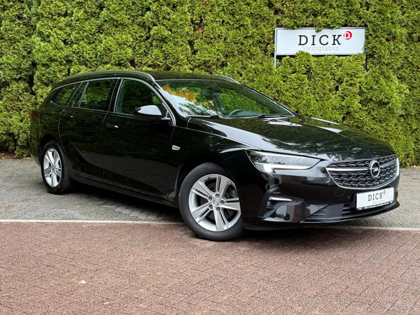 Opel Insignia B ST 2.0 CDTI Aut Busi. LED+NAV+AHK+ACC Schwarz - 1