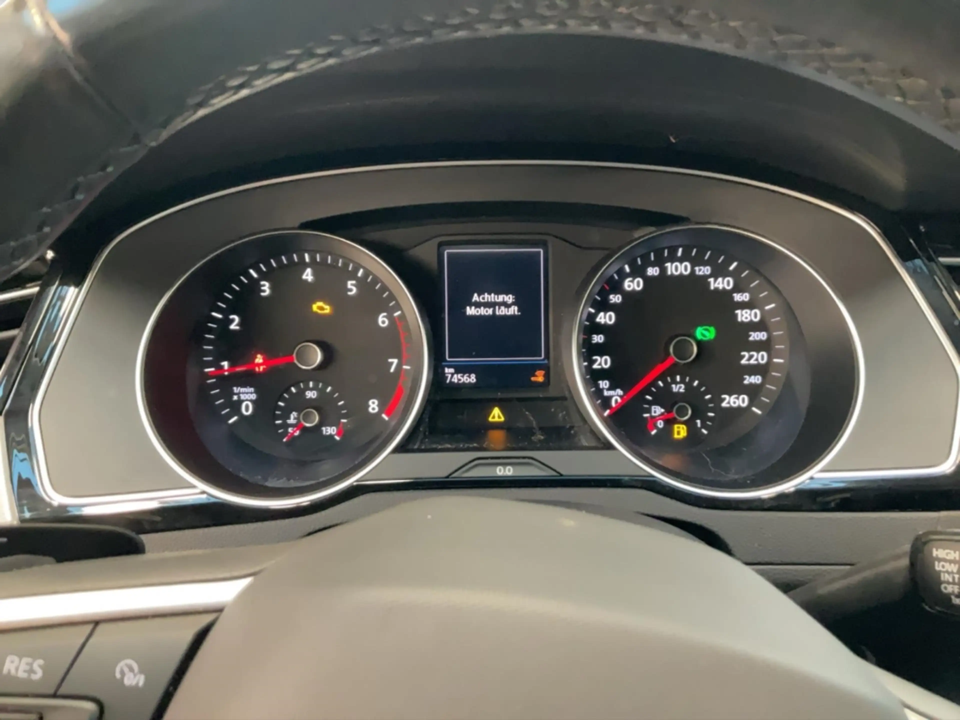 Volkswagen Passat Variant 1.5 TSI Business Alu LED Pano ACC Kamera Navi Sitz — photo 10