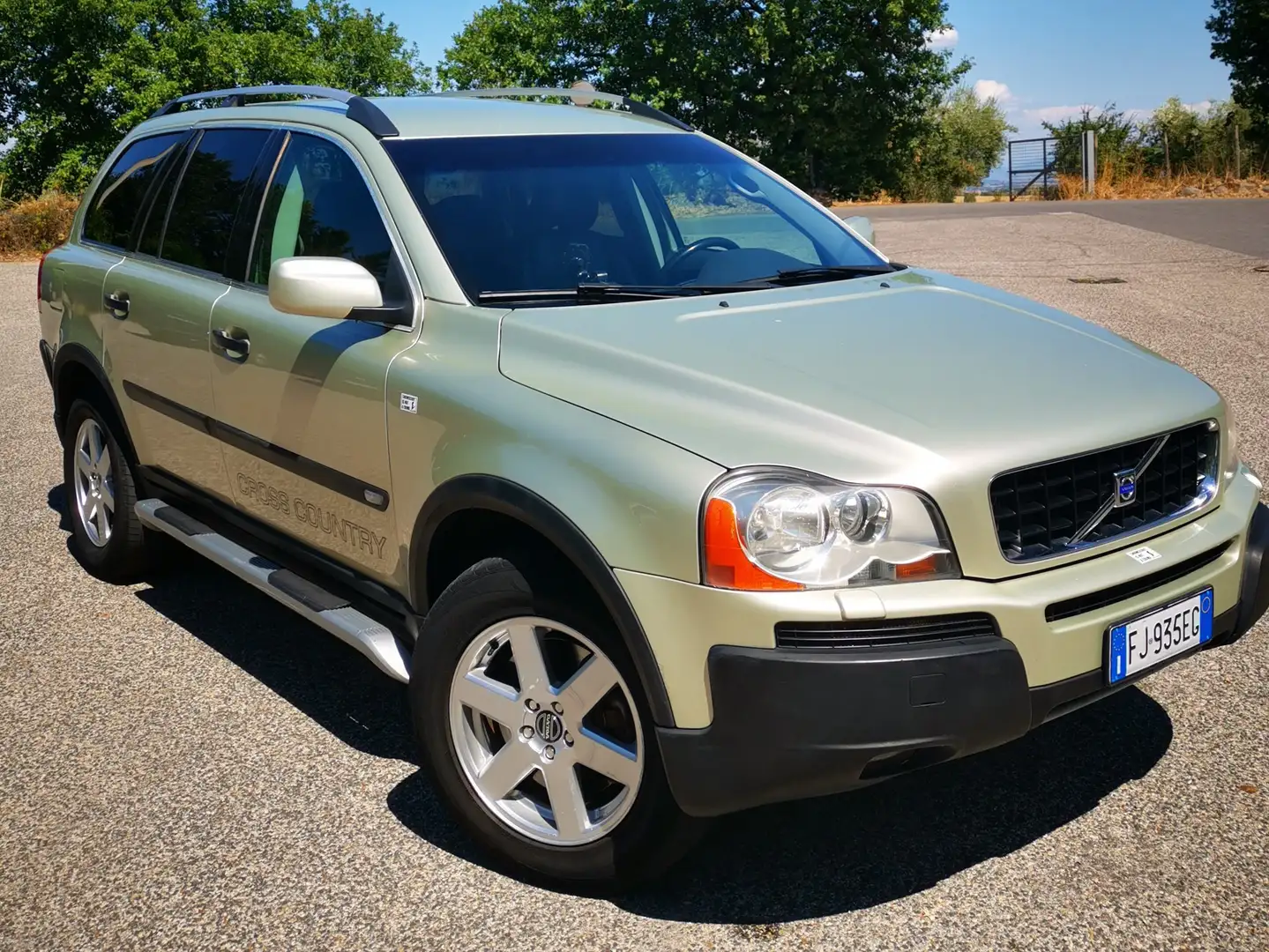 Volvo XC90 2.4 diesel 185 cv automatica con gancio Bronze - 1
