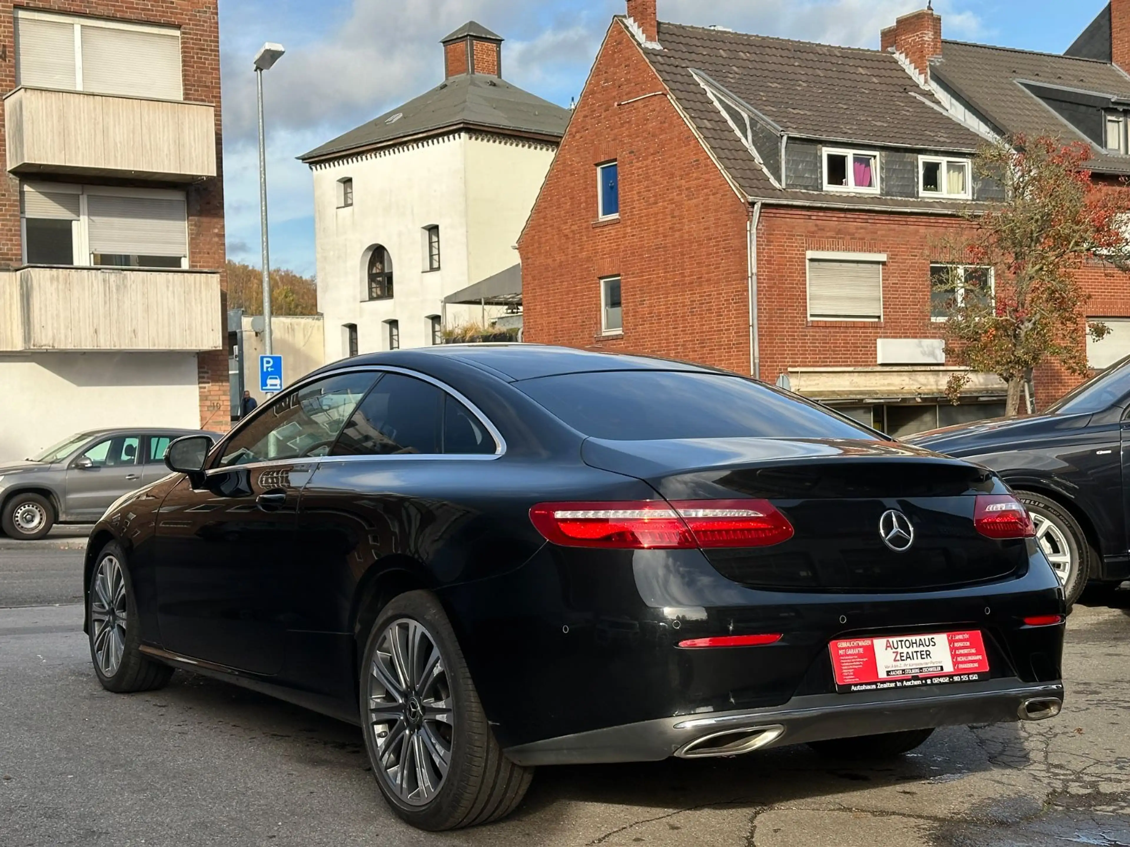 Mercedes-Benz E 300 Coupe*1.Hand*Tüv*Inspektion* — photo 13