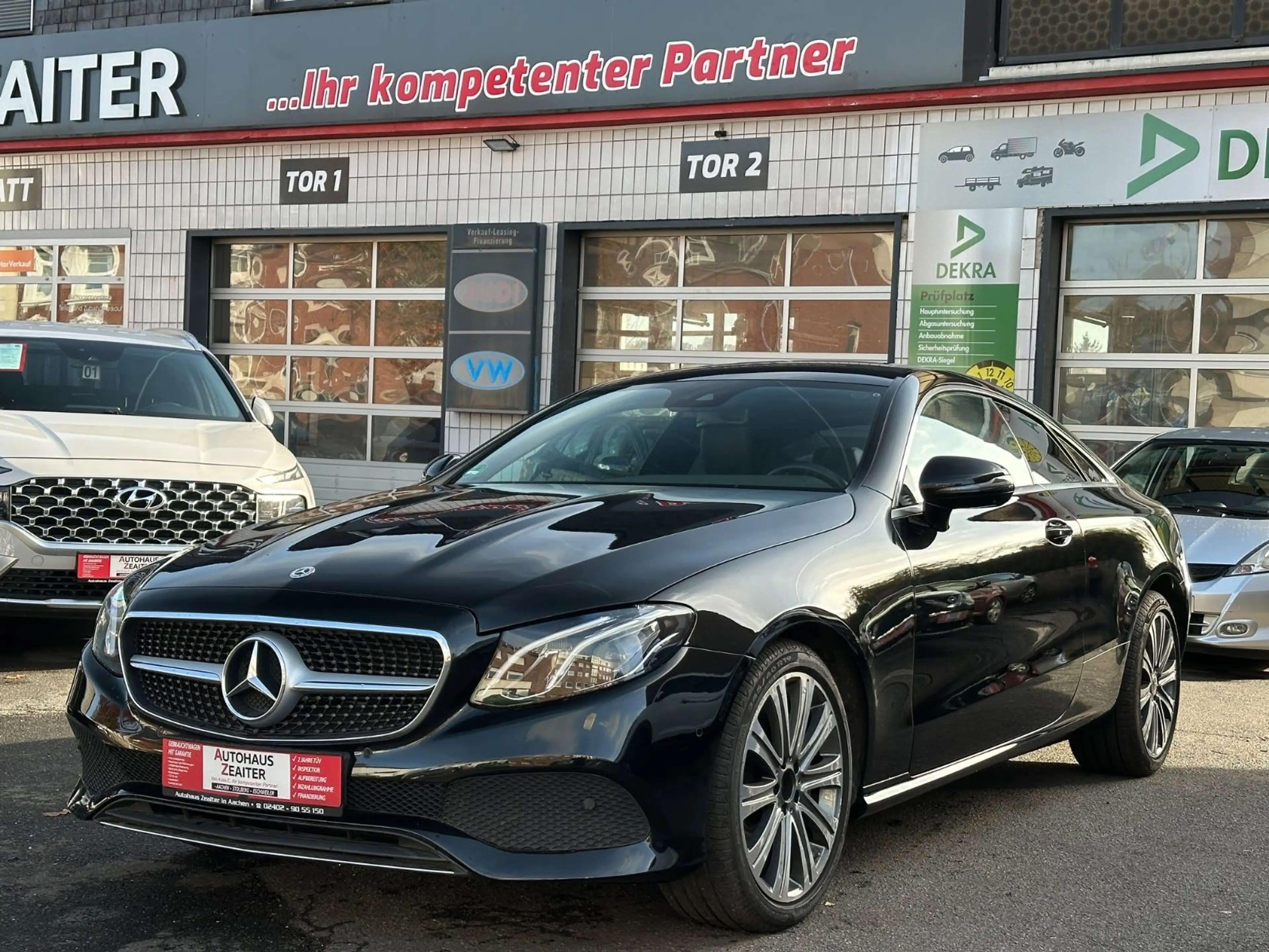 Mercedes-Benz E 300 Coupe*1.Hand*Tüv*Inspektion* — photo 2