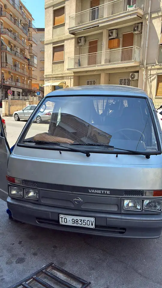 Nissan Vanette 2.0d Coach, foto 7