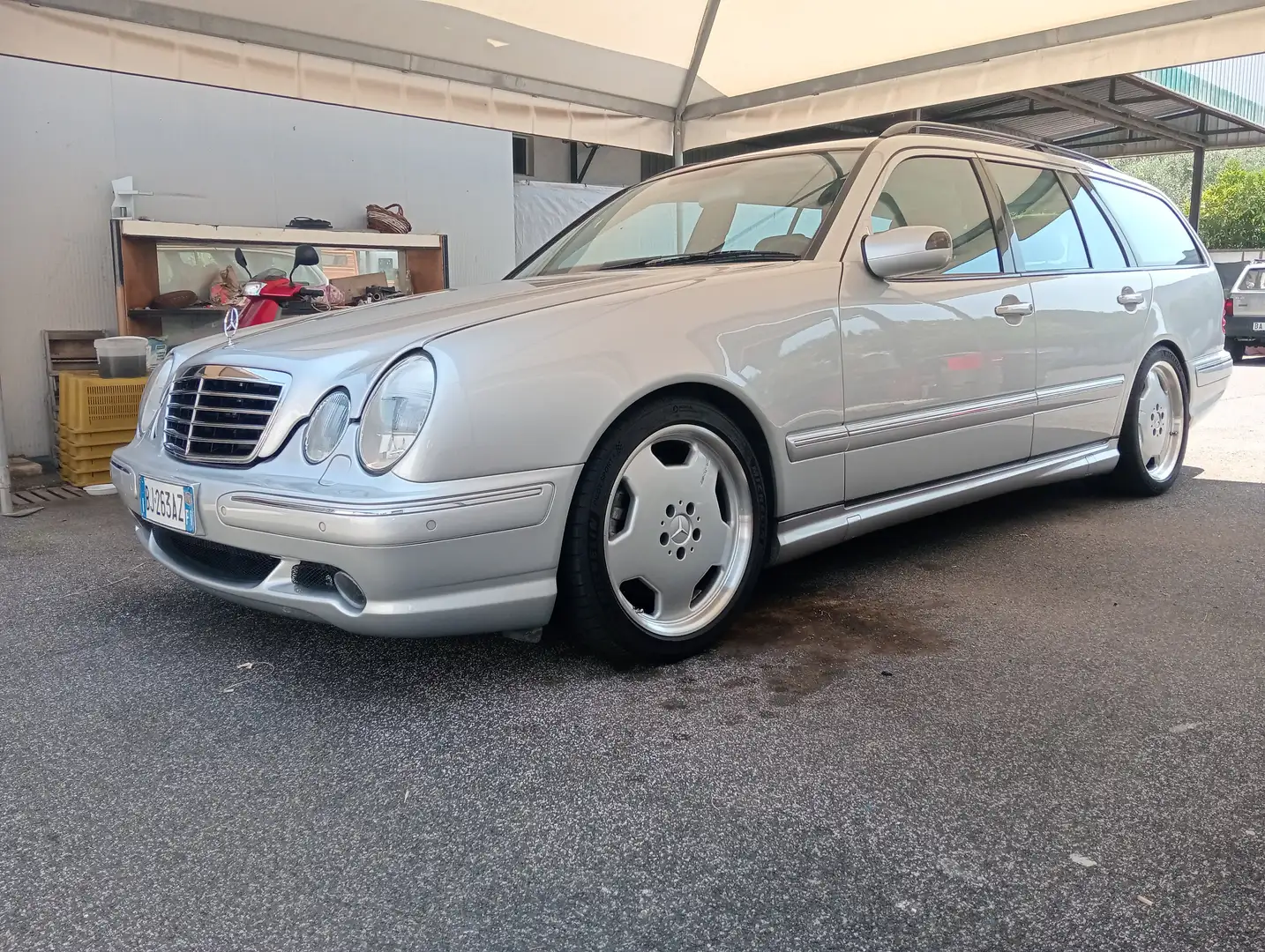 Mercedes-Benz E 55 AMG E SW 55 AMG Silver - 2