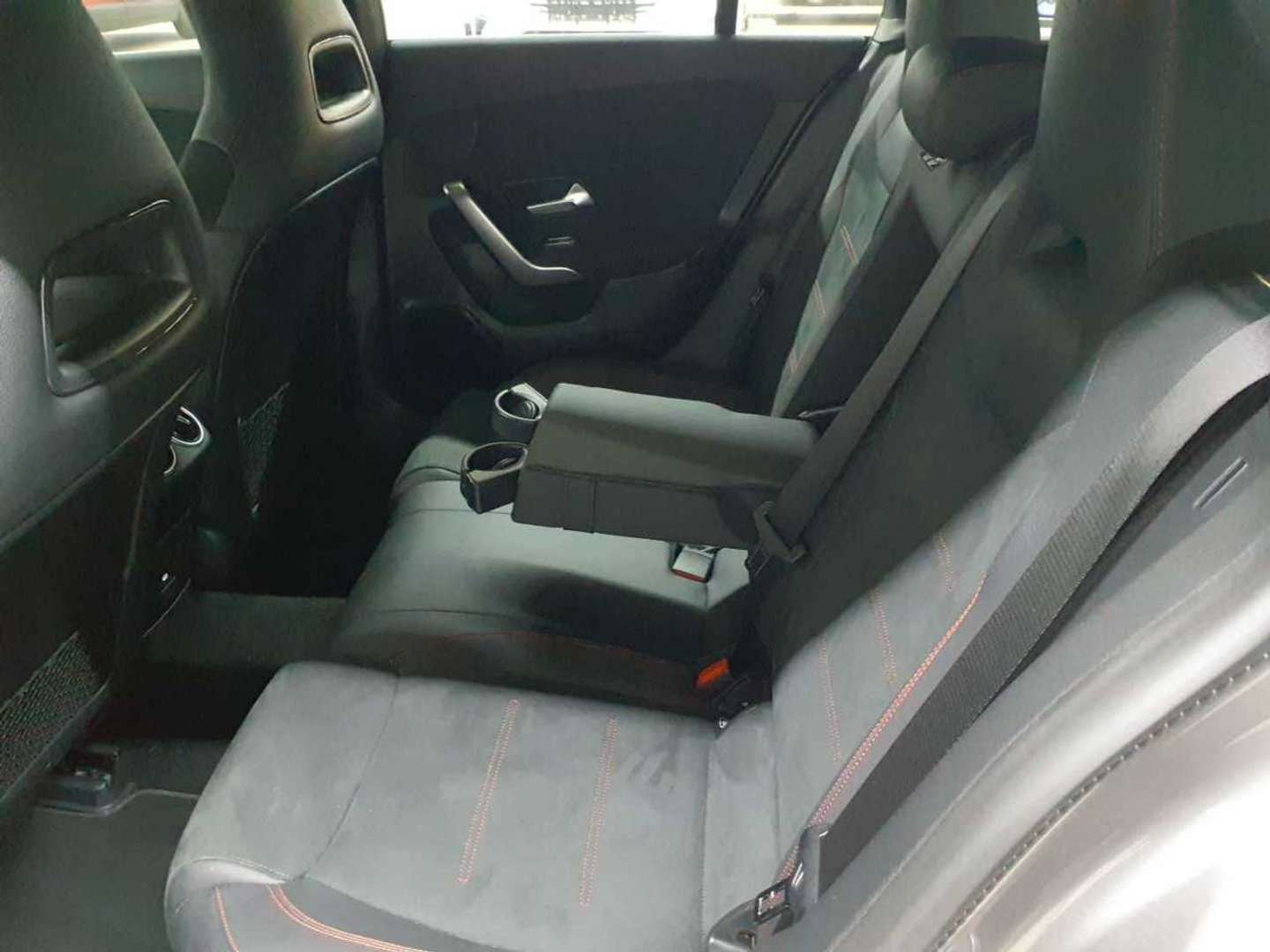 Mercedes CLA 180 AMG Line -  - Joinsteer - #5