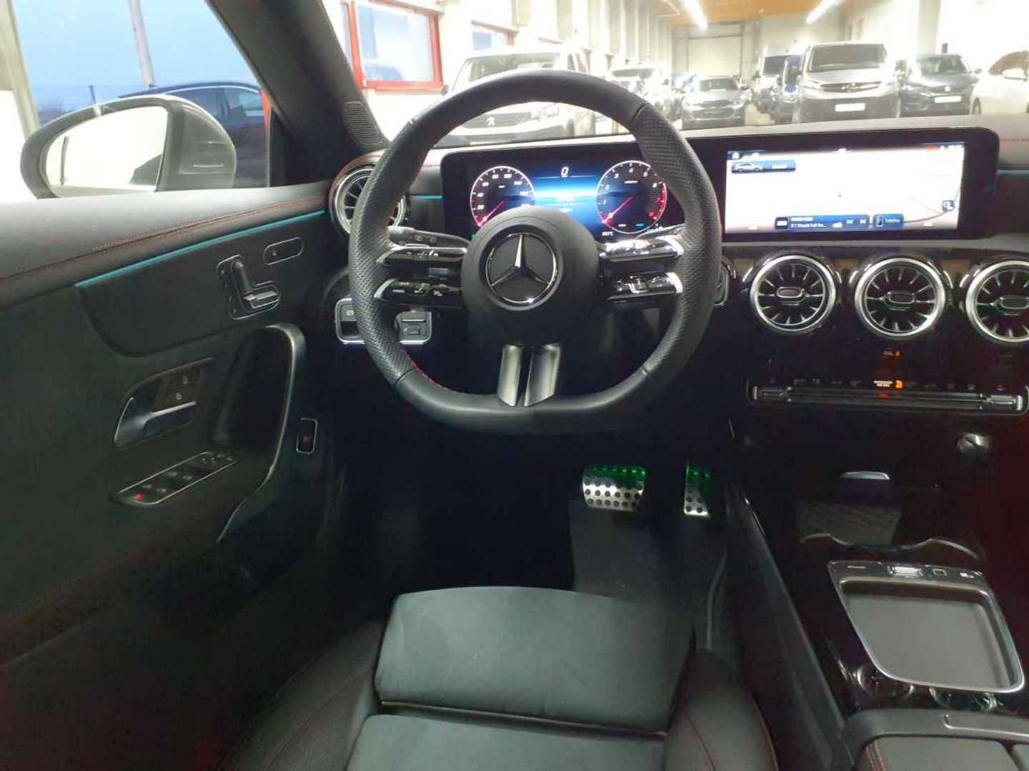 Mercedes CLA 180 AMG Line -  - Joinsteer - #3