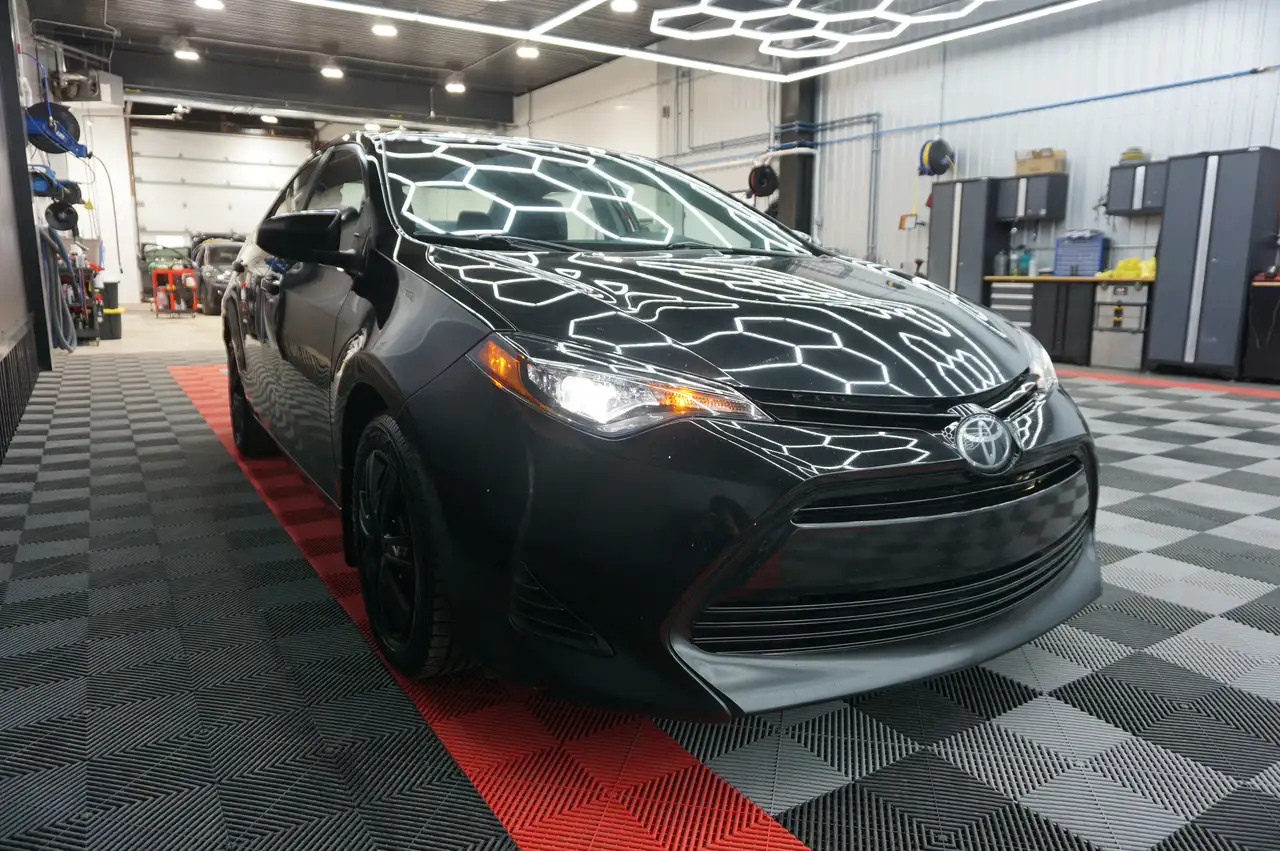 Toyota Corolla снимка Toyota Corolla