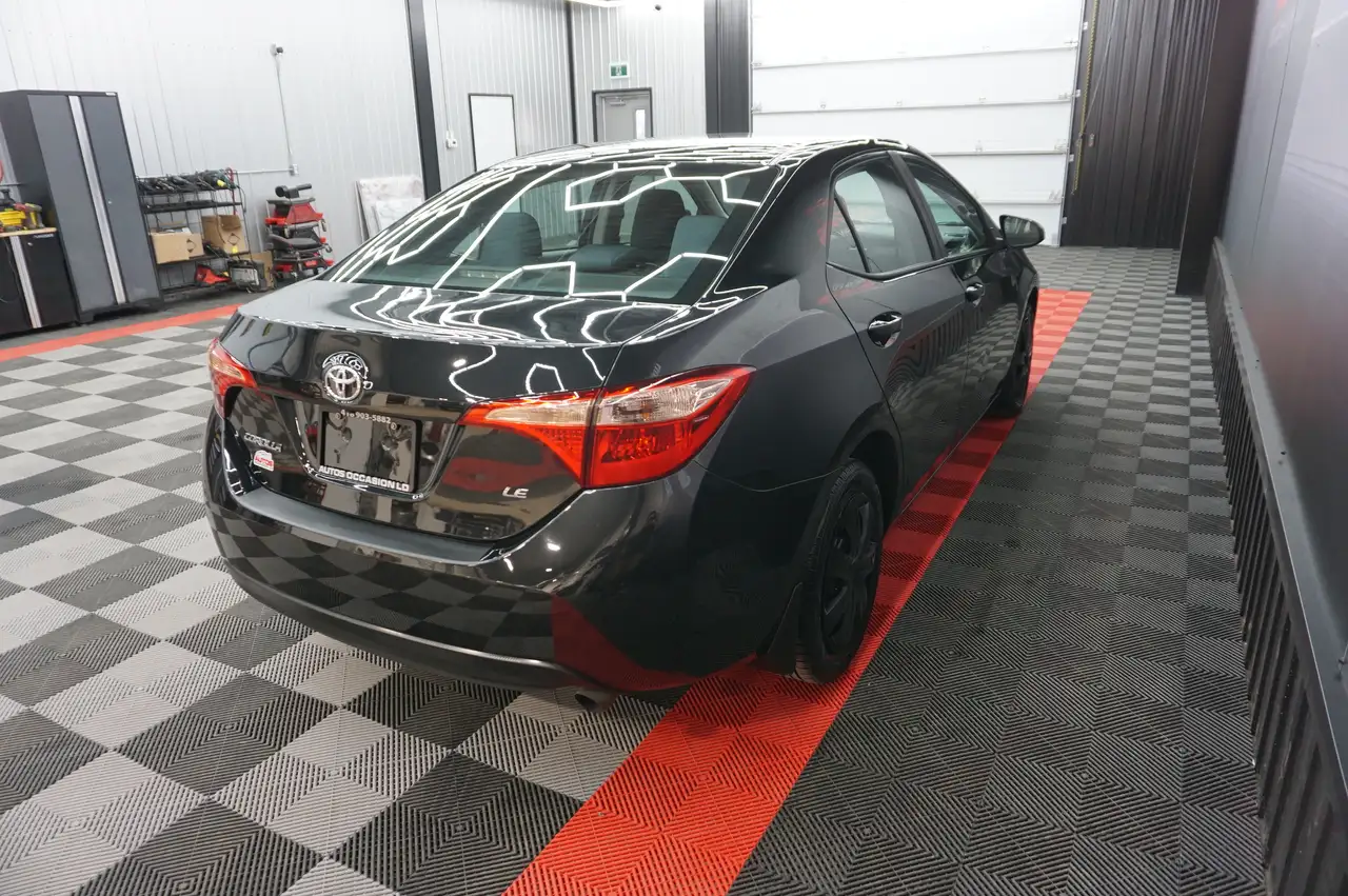 Toyota Corolla снимка Toyota Corolla