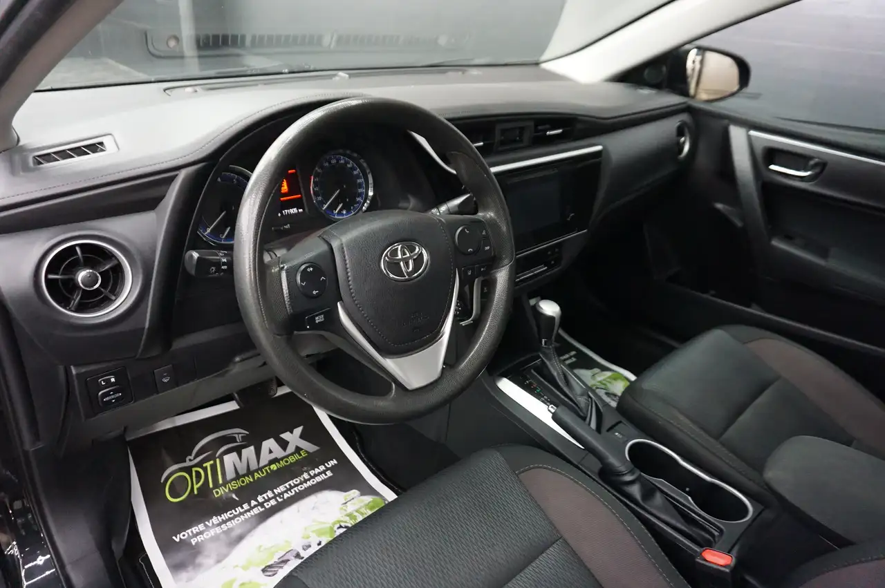 Toyota Corolla снимка Toyota Corolla