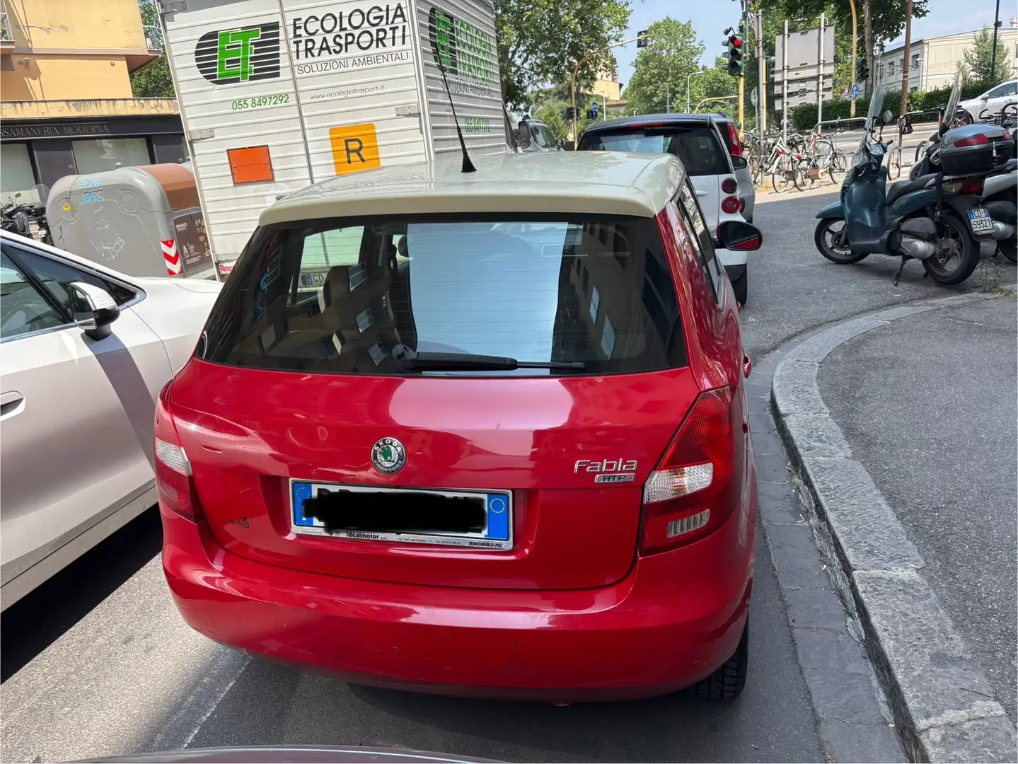 Skoda Fabia 1.2  Sedan Comfort - 2