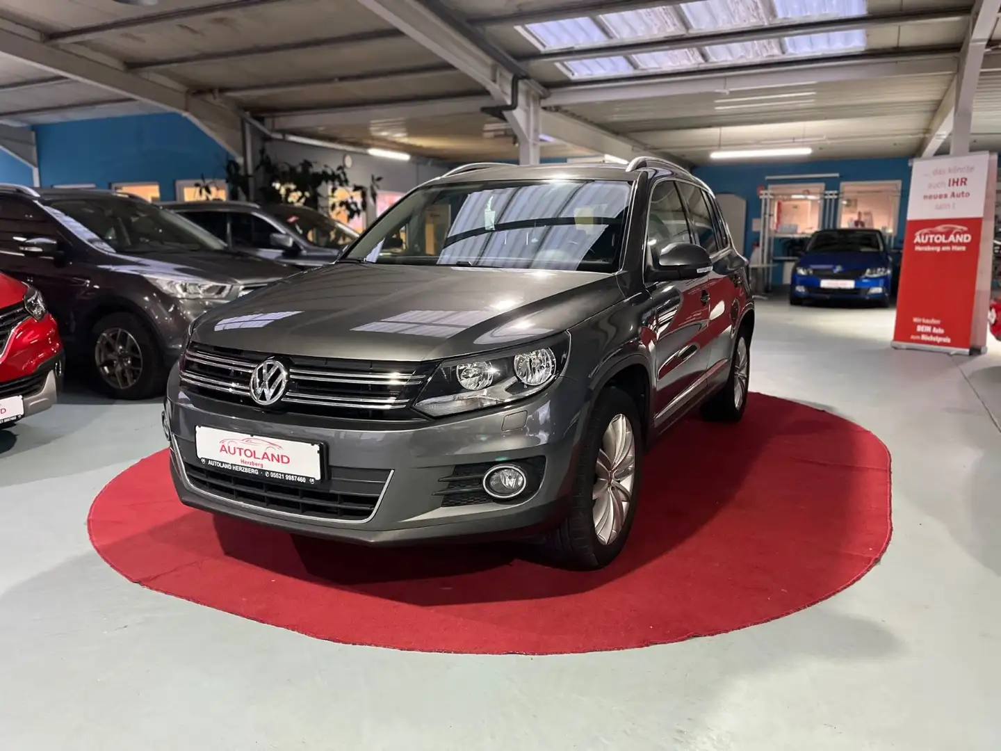 Volkswagen Tiguan Sport & Style TDI NAVI KAMERA TEMP Gris - 1