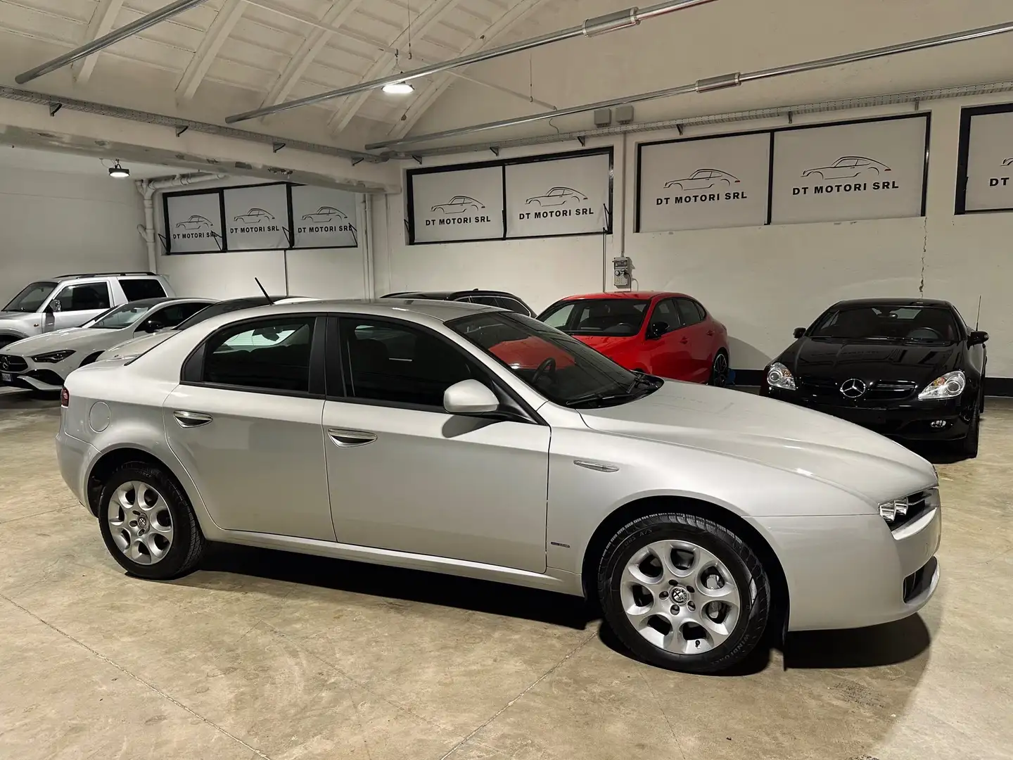 Alfa Romeo 159 1.8 UNICOPROPRIETARIO - KM REALI Argento - 1