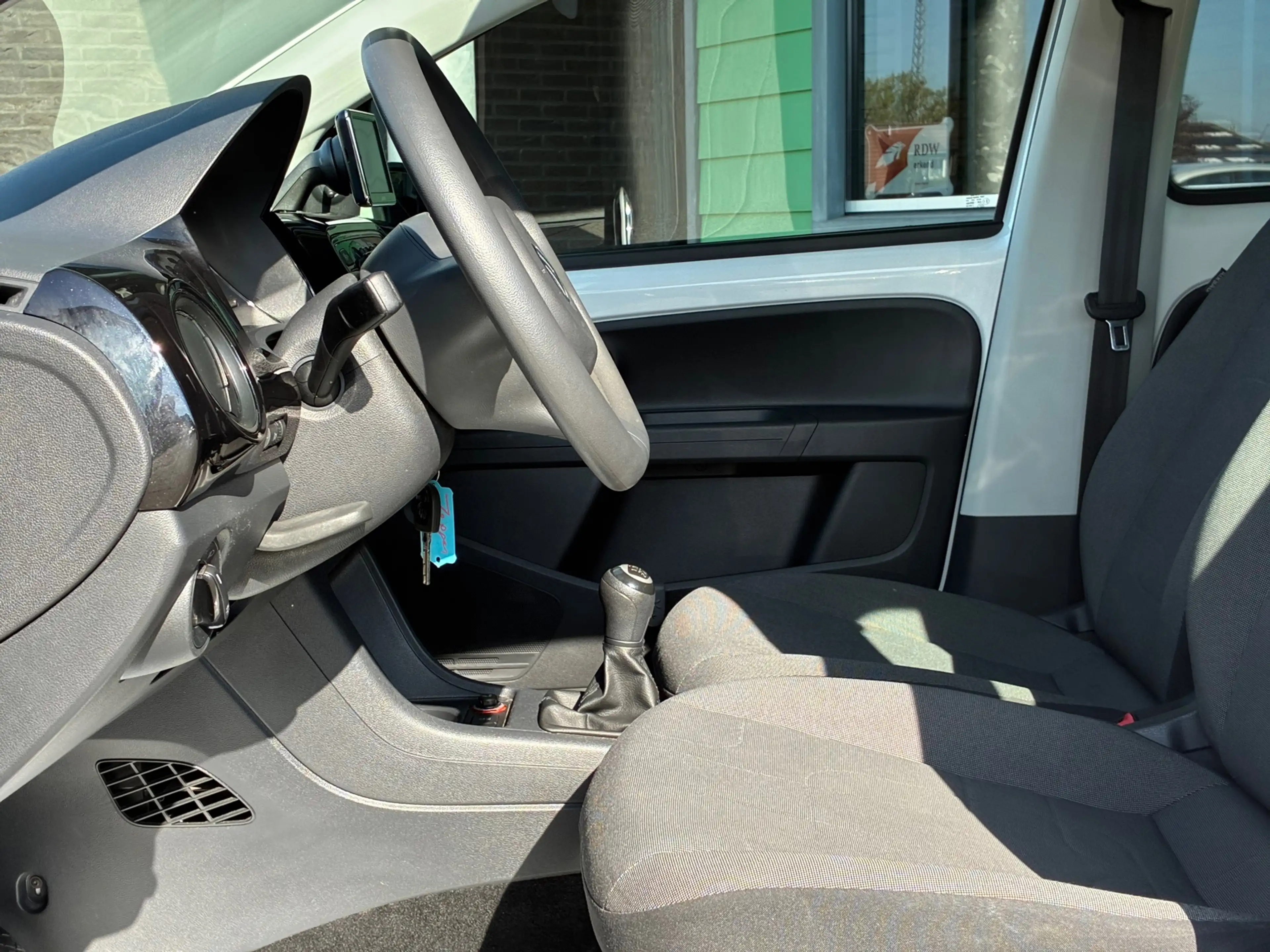Volkswagen up! 1.0 move up! BlueMotion|2e Eigenaar|Navigatie|Airc — photo 13
