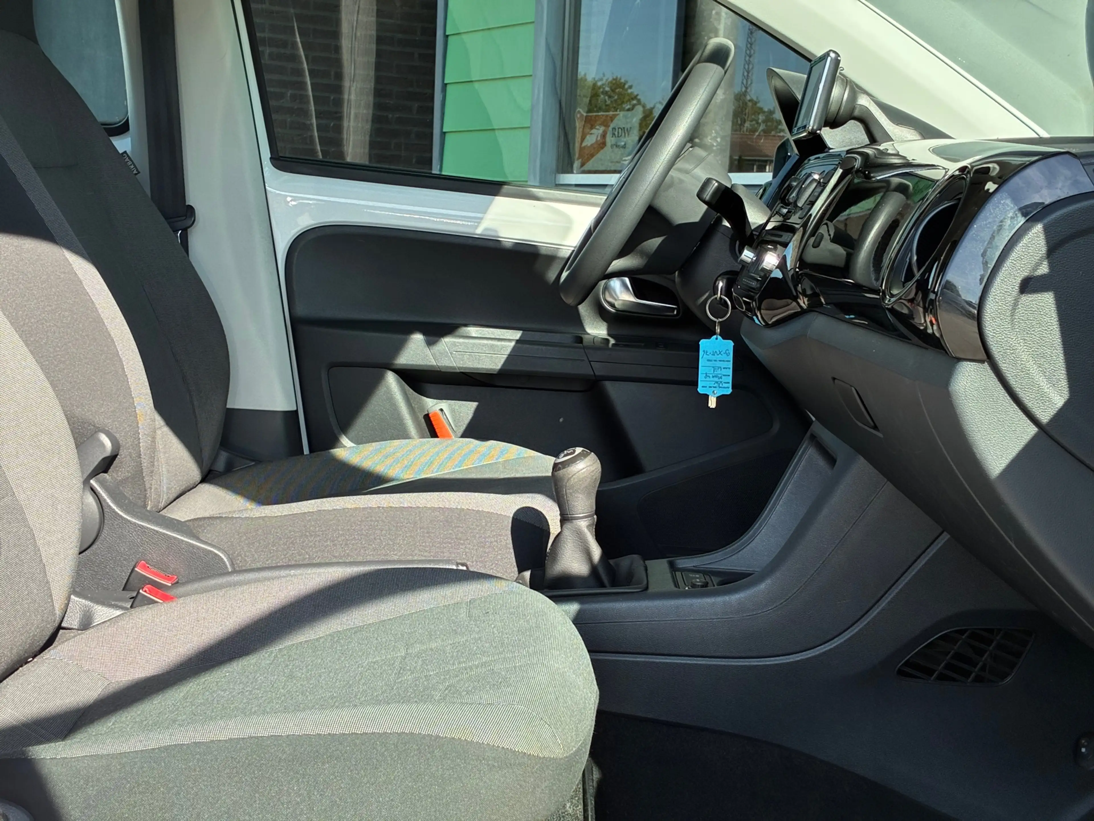 Volkswagen up! 1.0 move up! BlueMotion|2e Eigenaar|Navigatie|Airc — photo 14