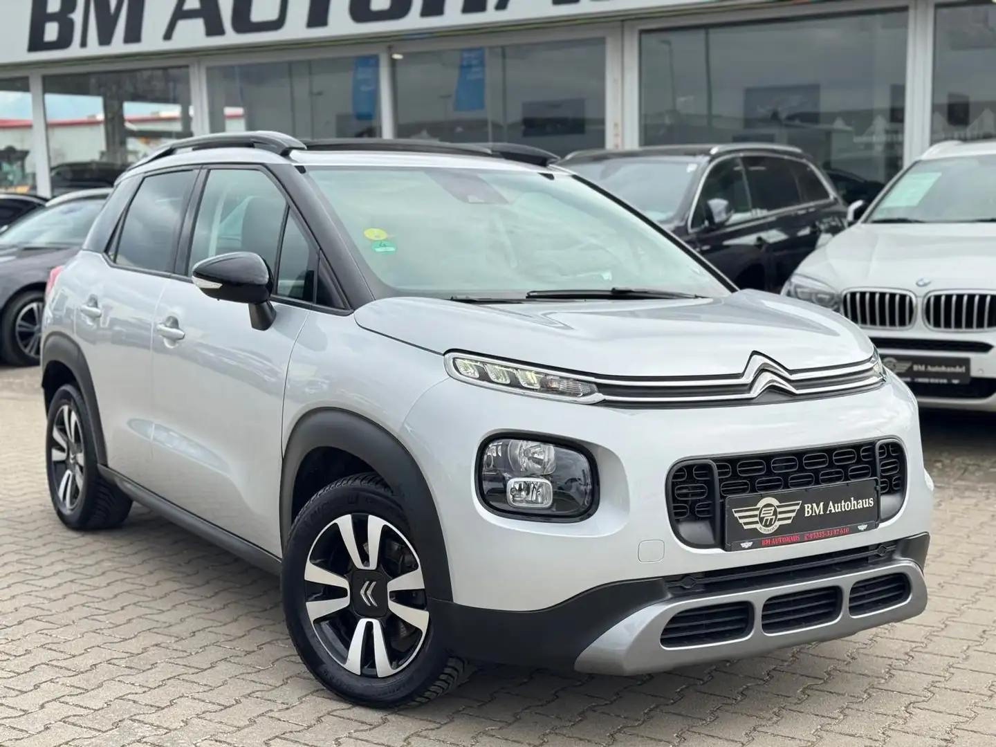 Citroen C3 Aircross 1.5BLUEHDI"Shine"PANO"KAMERA"HEAD UP Grau - 1
