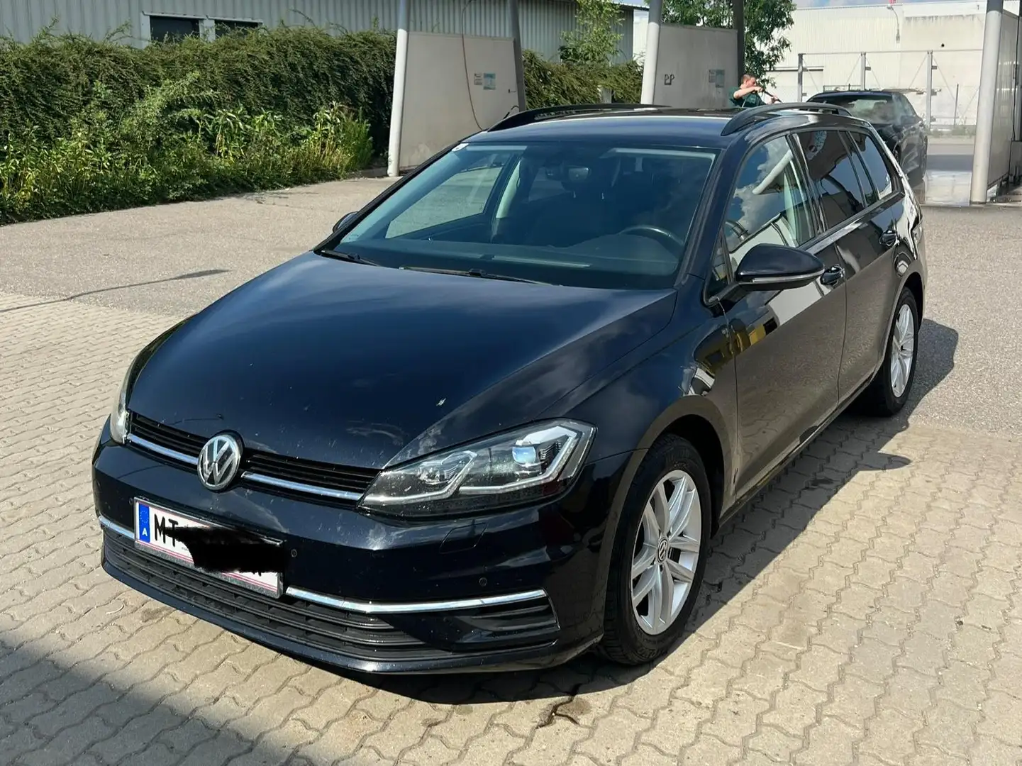 Volkswagen Golf Variant Golf Variant Comfortline 1,6 TDI DSG Comfortline Schwarz - 1